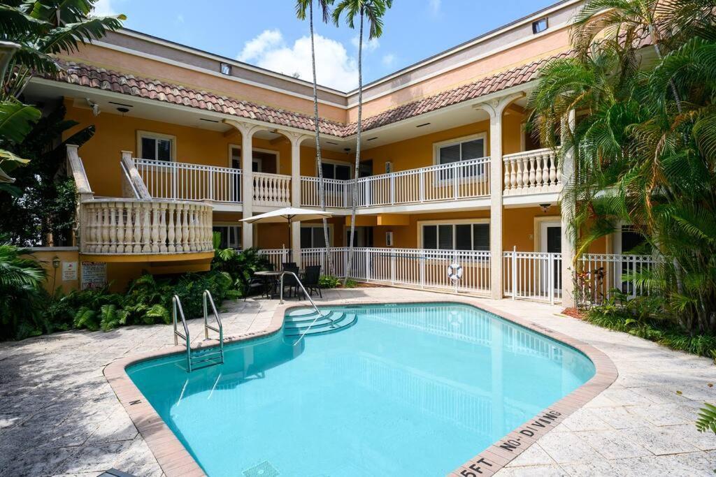 Charming Near Olas Blvd *