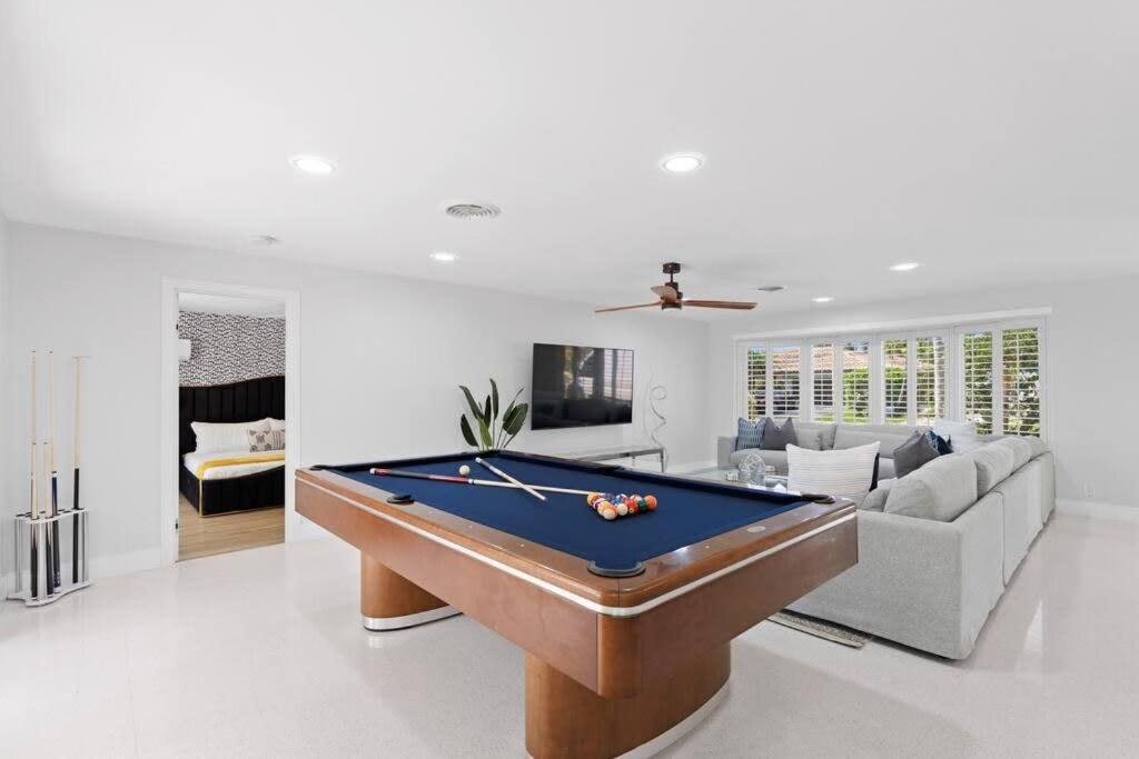 Luxury Kitchen Heated Pool Pool Table Bikes Holiday home