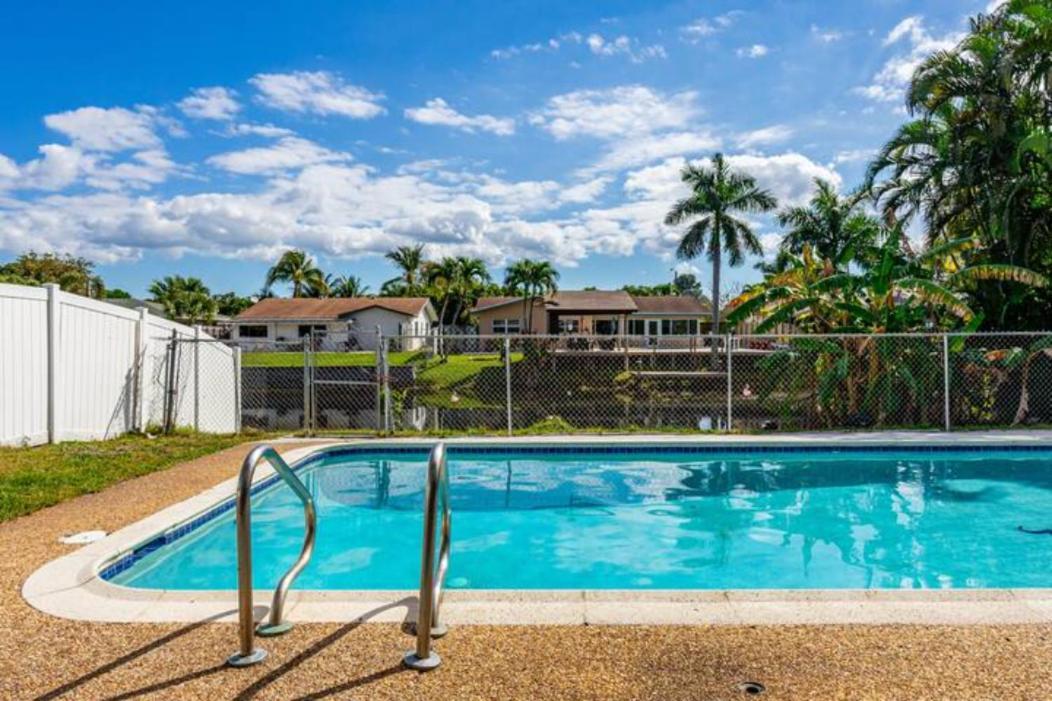Holiday home Seven Heaven Lauderdale - 3 Dorms & Heated Pool