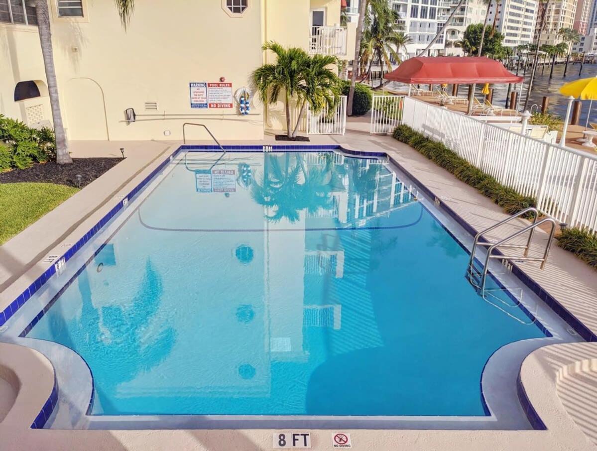 Lauderdale Yacht & Club 412 Apartment