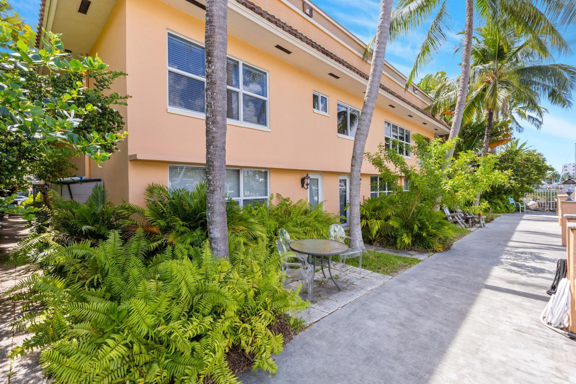 Olas Blvd Exclusive With Waterview * Fort Lauderdale