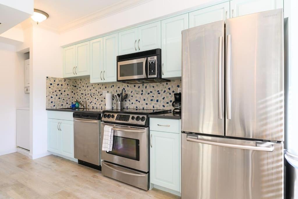 Olas Blvd Waterfront Apartment Fort Lauderdale