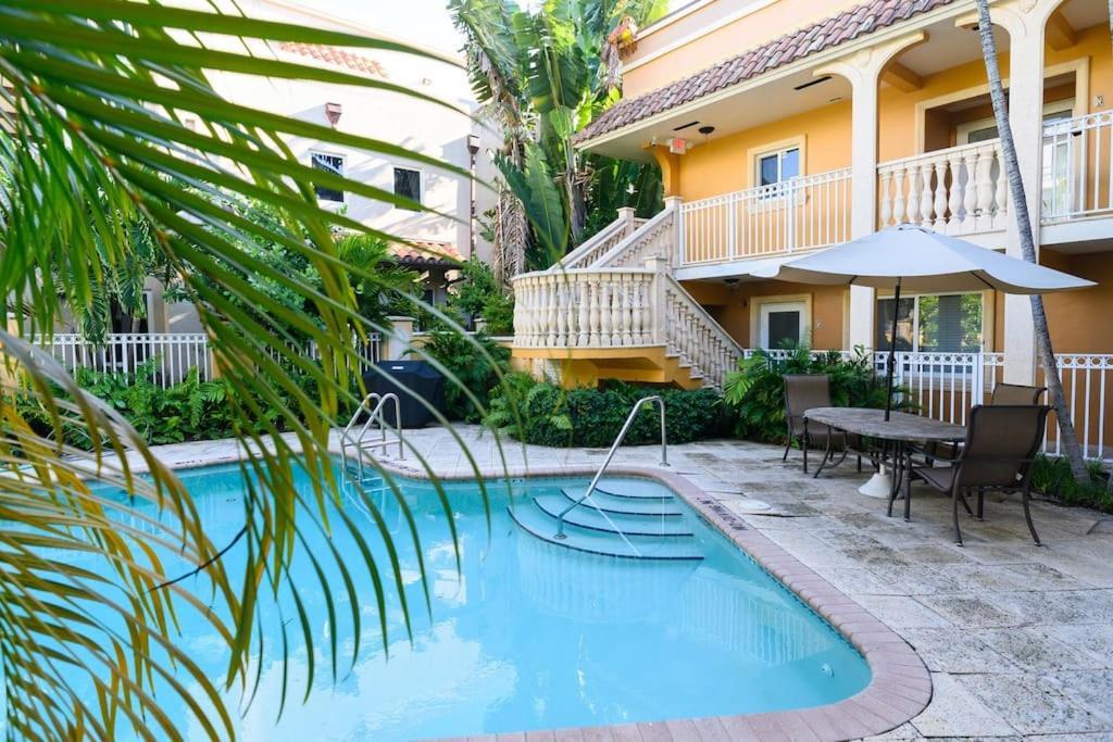 Olas Blvd Waterfront Apartment Fort Lauderdale