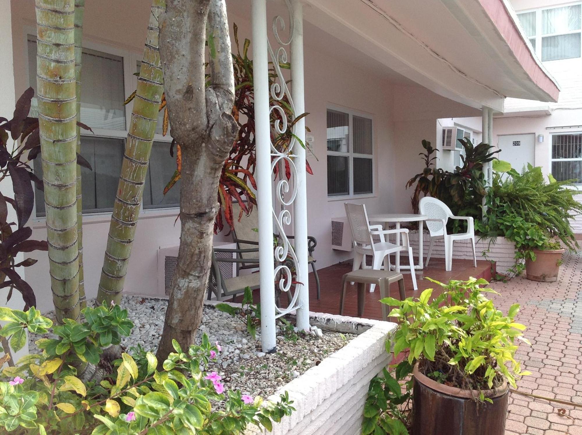 Birch Patio