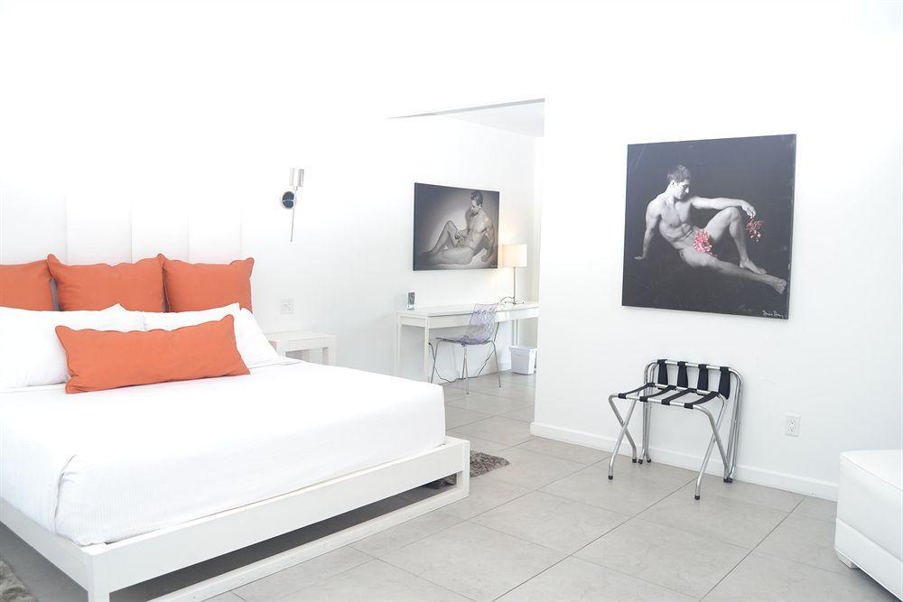 Royal Palms &