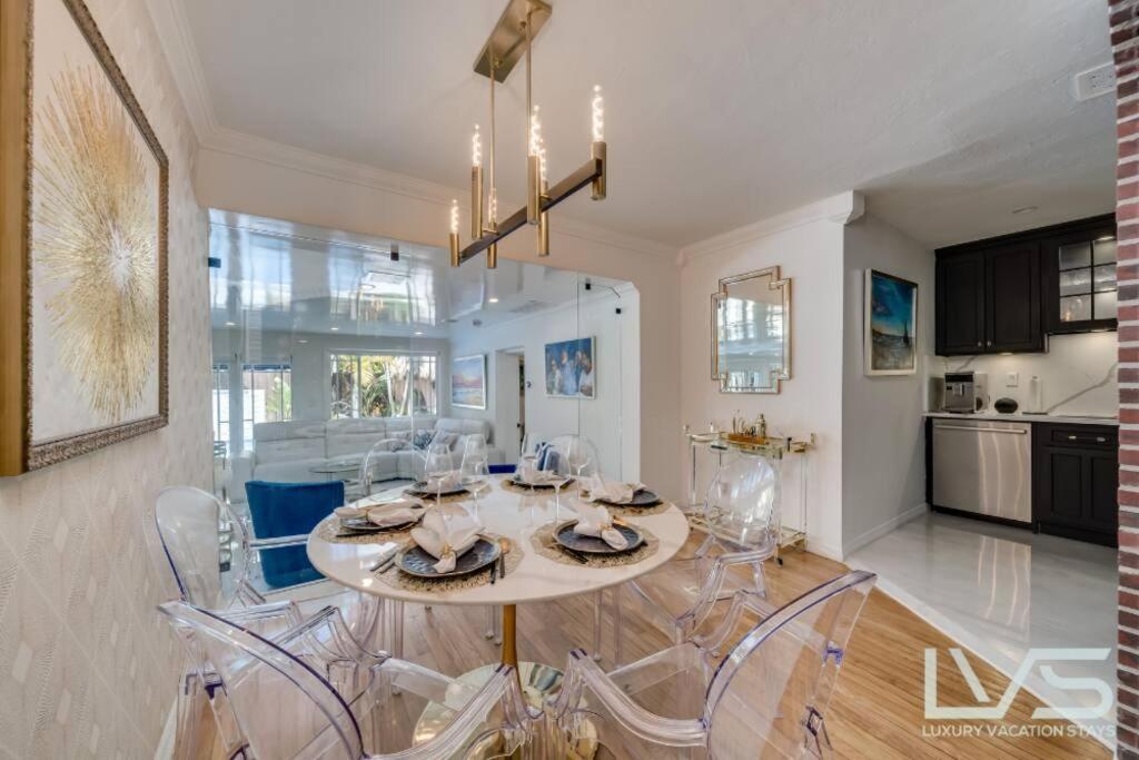 Holiday home Floridita 5bed 4bath Ftl Paradise With Tiki Hut Heated Pool