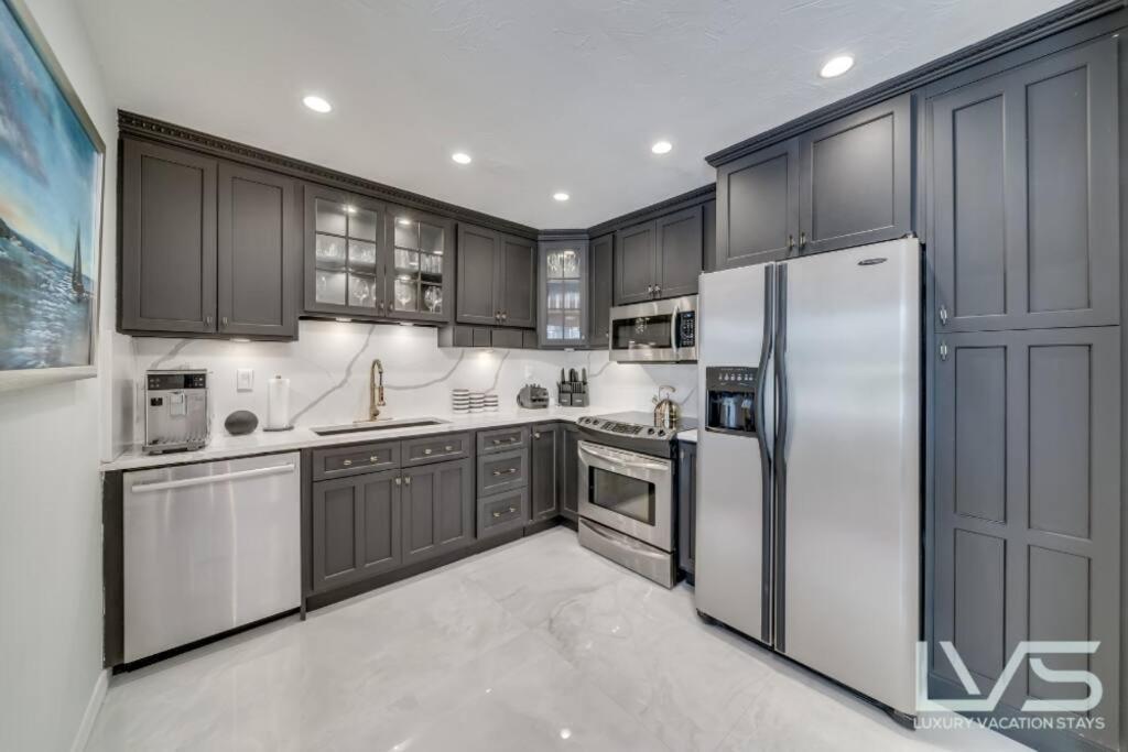 Floridita 5bed 4bath Ftl Paradise With Tiki Hut Heated Pool
