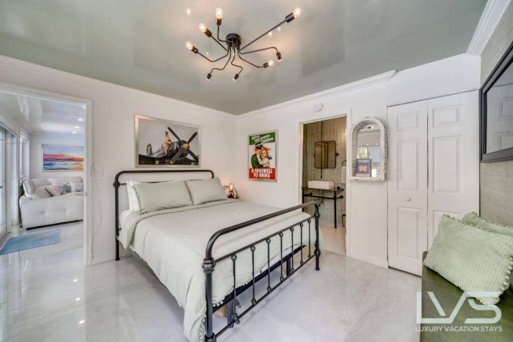 Holiday home Floridita 5bed 4bath Ftl Paradise With Tiki Hut Heated Pool Fort Lauderdale