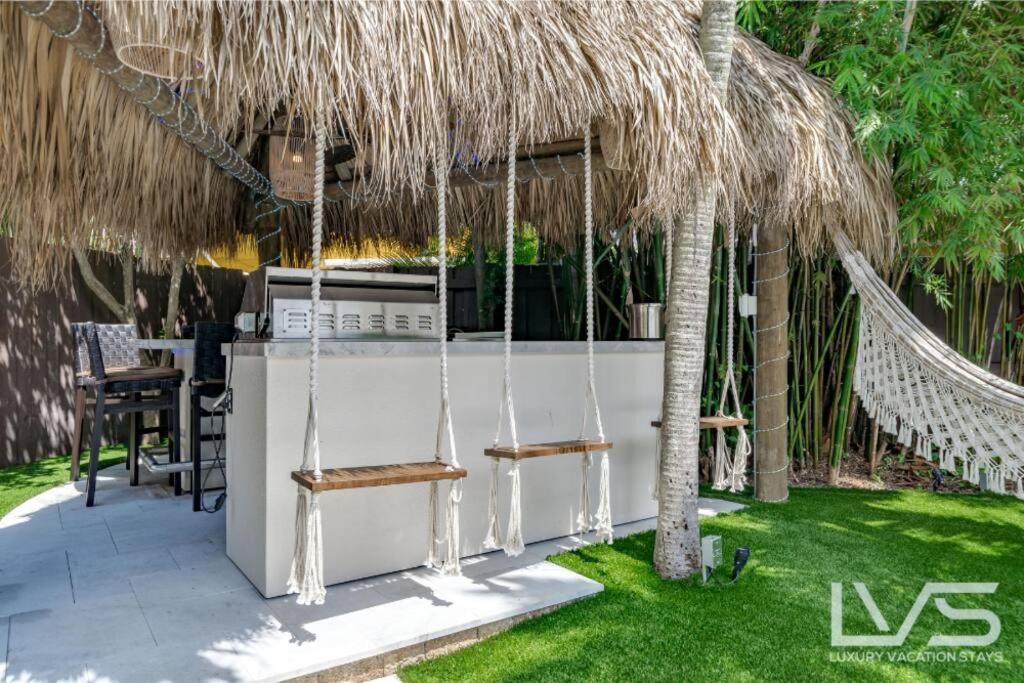Holiday home Floridita 5bed 4bath Ftl Paradise With Tiki Hut Heated Pool