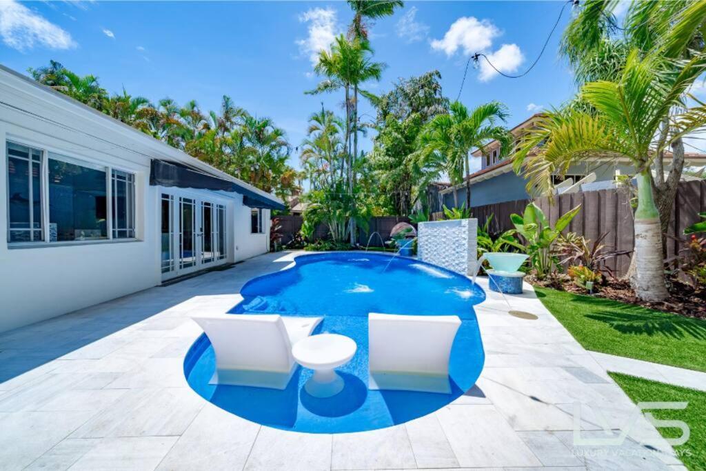 Holiday home Floridita 5bed 4bath Ftl Paradise With Tiki Hut Heated Pool Fort Lauderdale