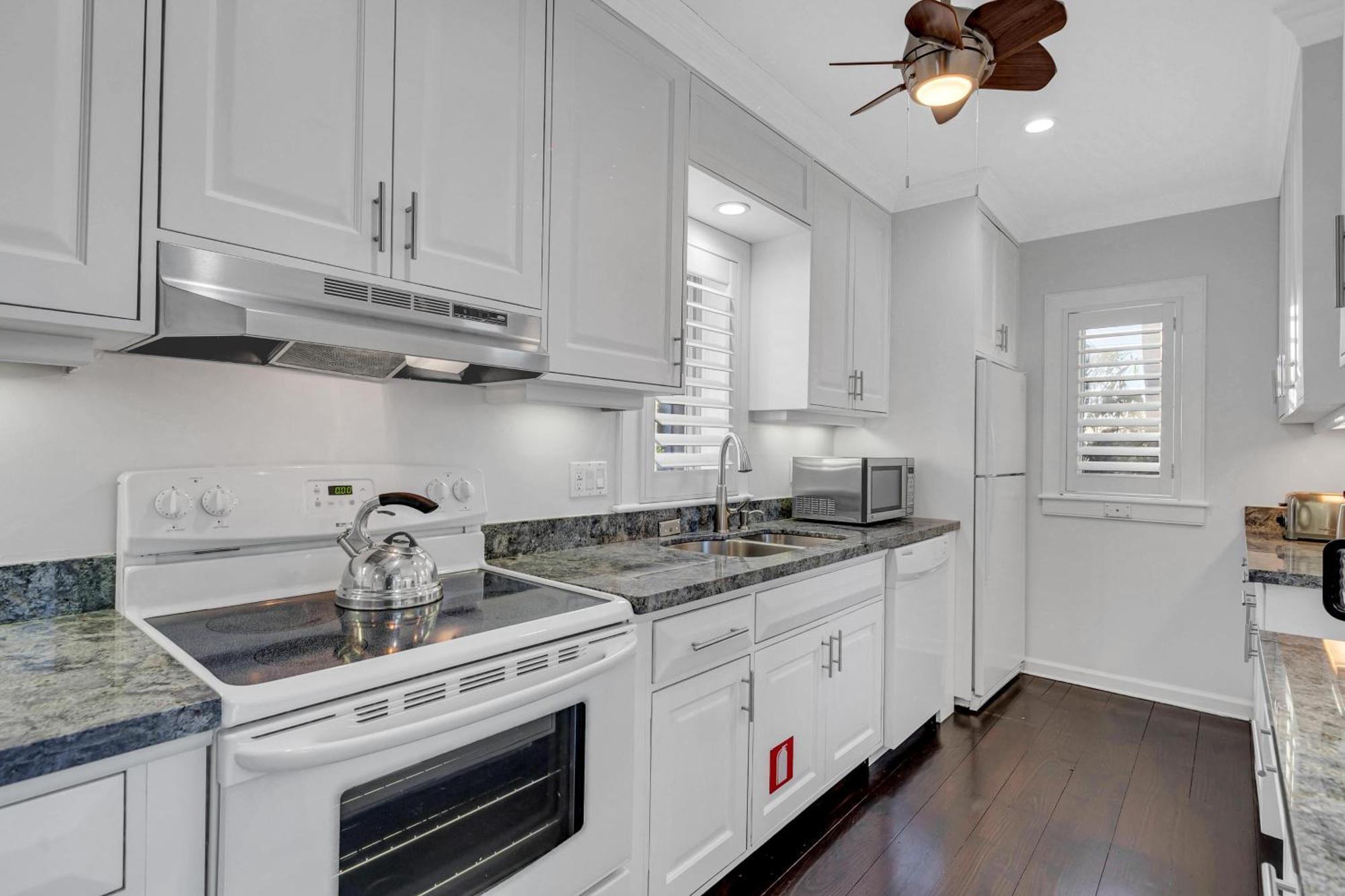 Holiday home Private Neighborhood Heated Pool Lush Surroundings Harbor Key Resldences Fort Lauderdale