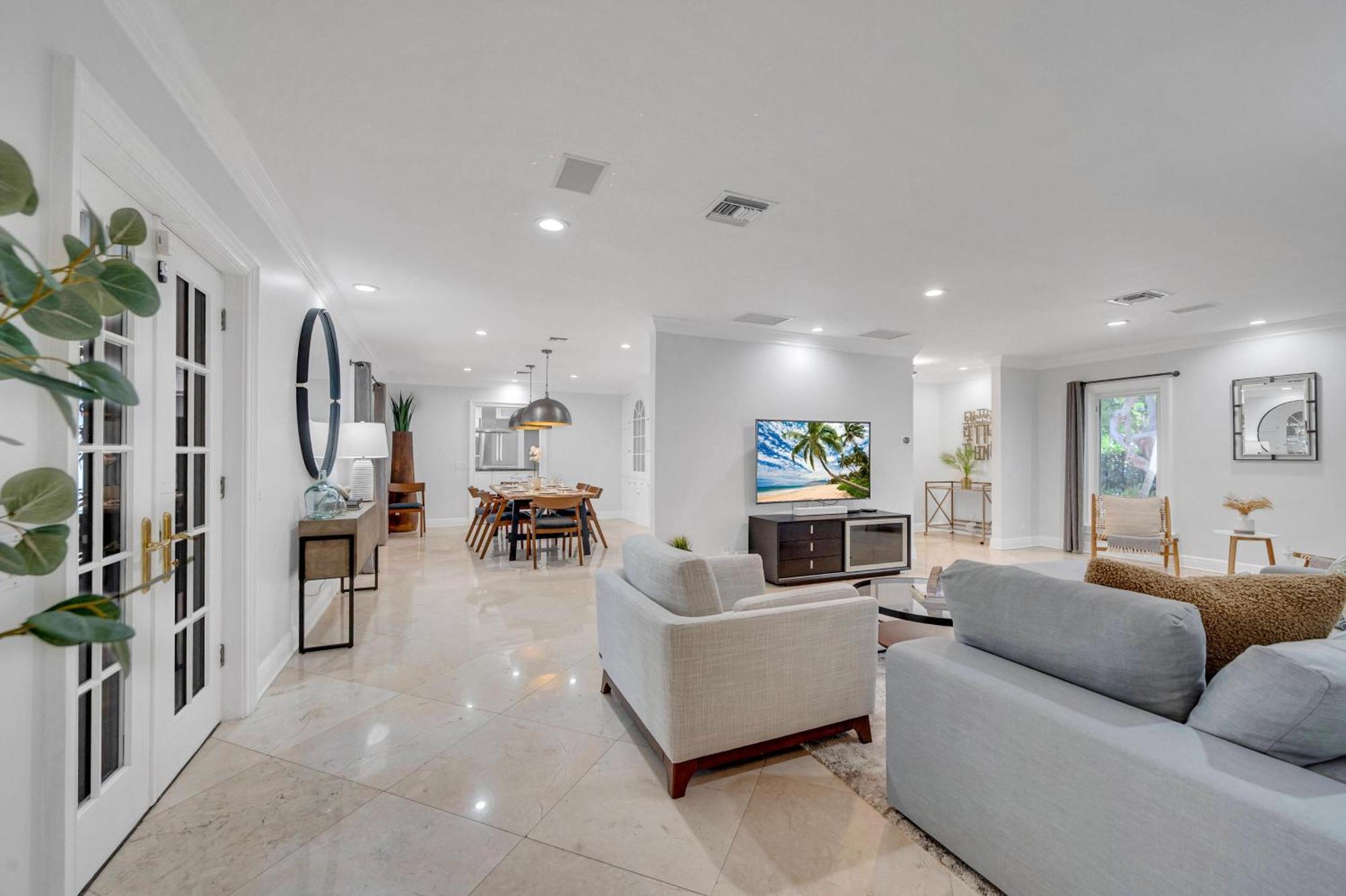 Holiday home Private Neighborhood Heated Pool Lush Surroundings Harbor Key Resldences