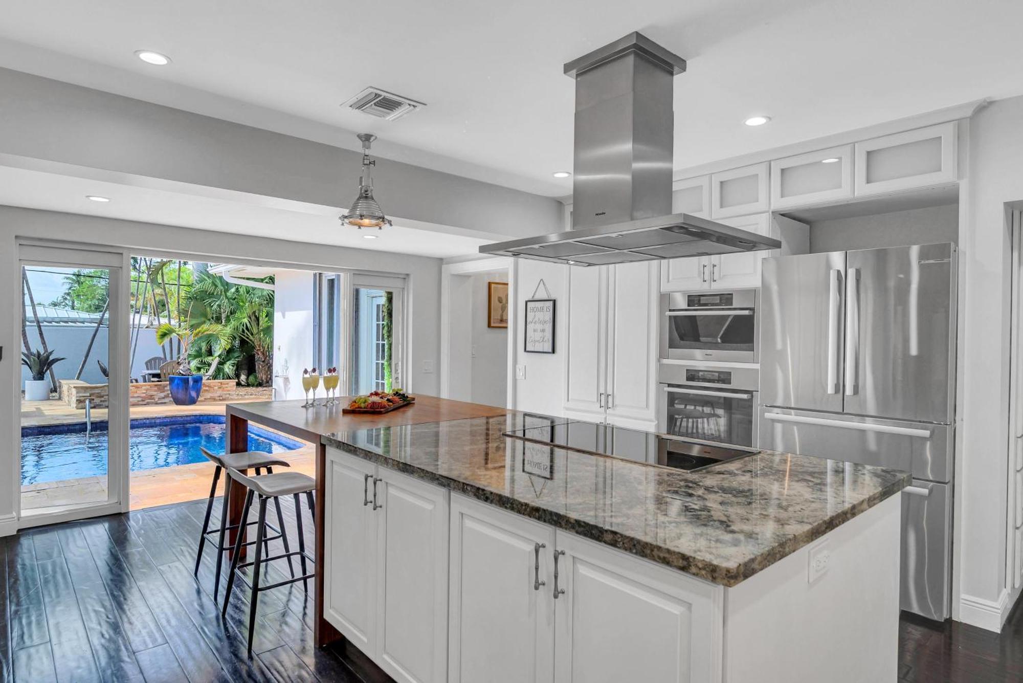 Holiday home Private Neighborhood Heated Pool Lush Surroundings Harbor Key Resldences Fort Lauderdale