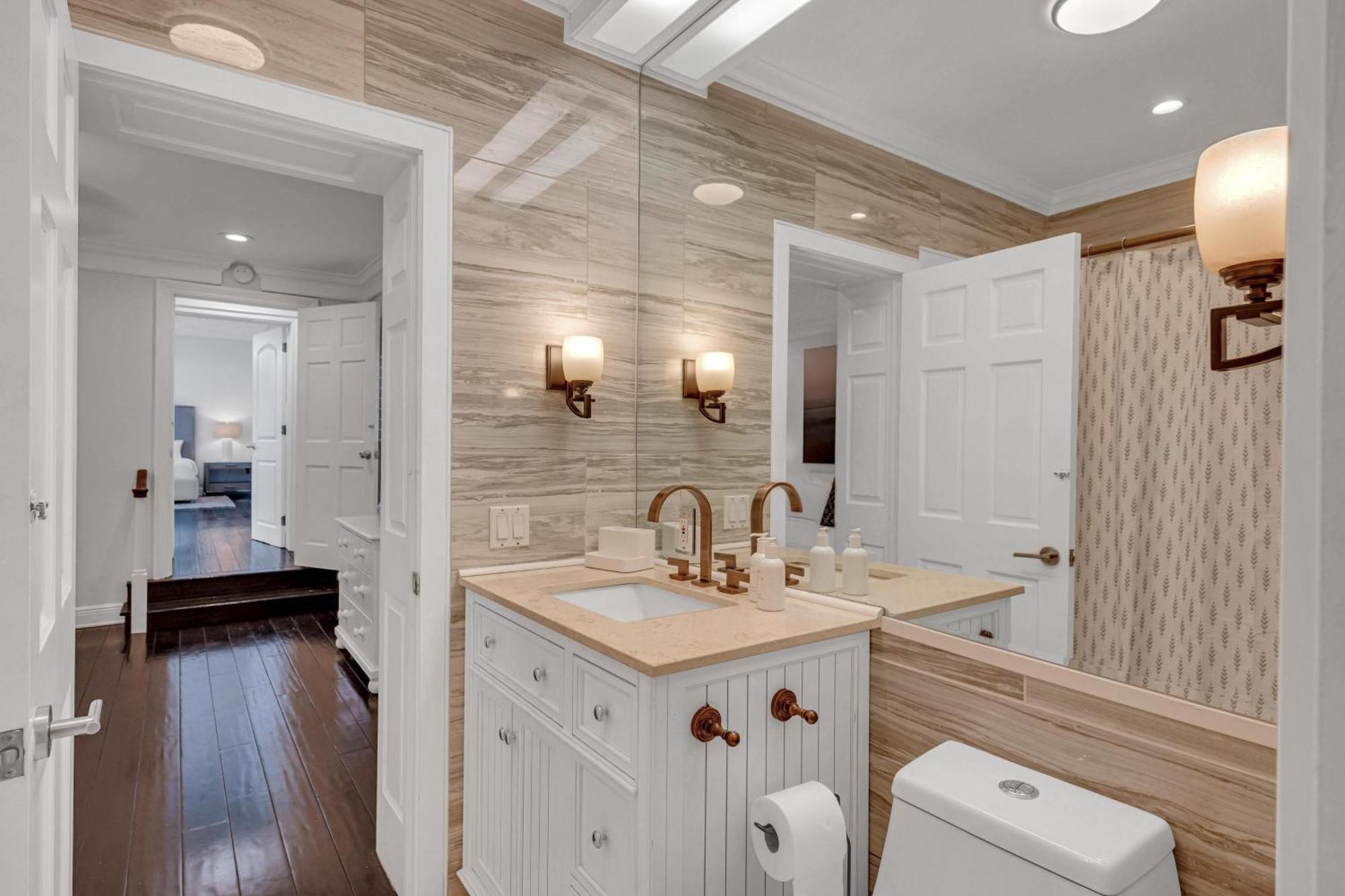 Private Neighborhood Heated Pool Lush Surroundings Harbor Key Resldences * Fort Lauderdale