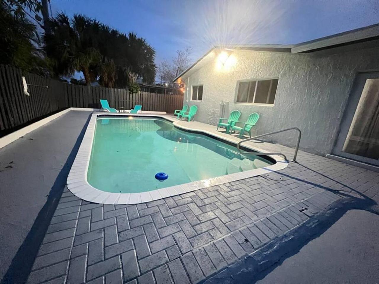 Holiday home Fun Pool With Ping Pong Near Beaches And Airport
