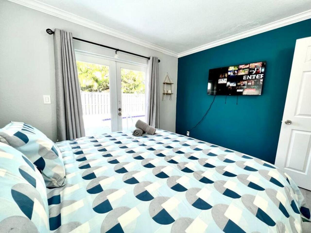 Fun Pool With Ping Pong Near Beaches And Airport Holiday home