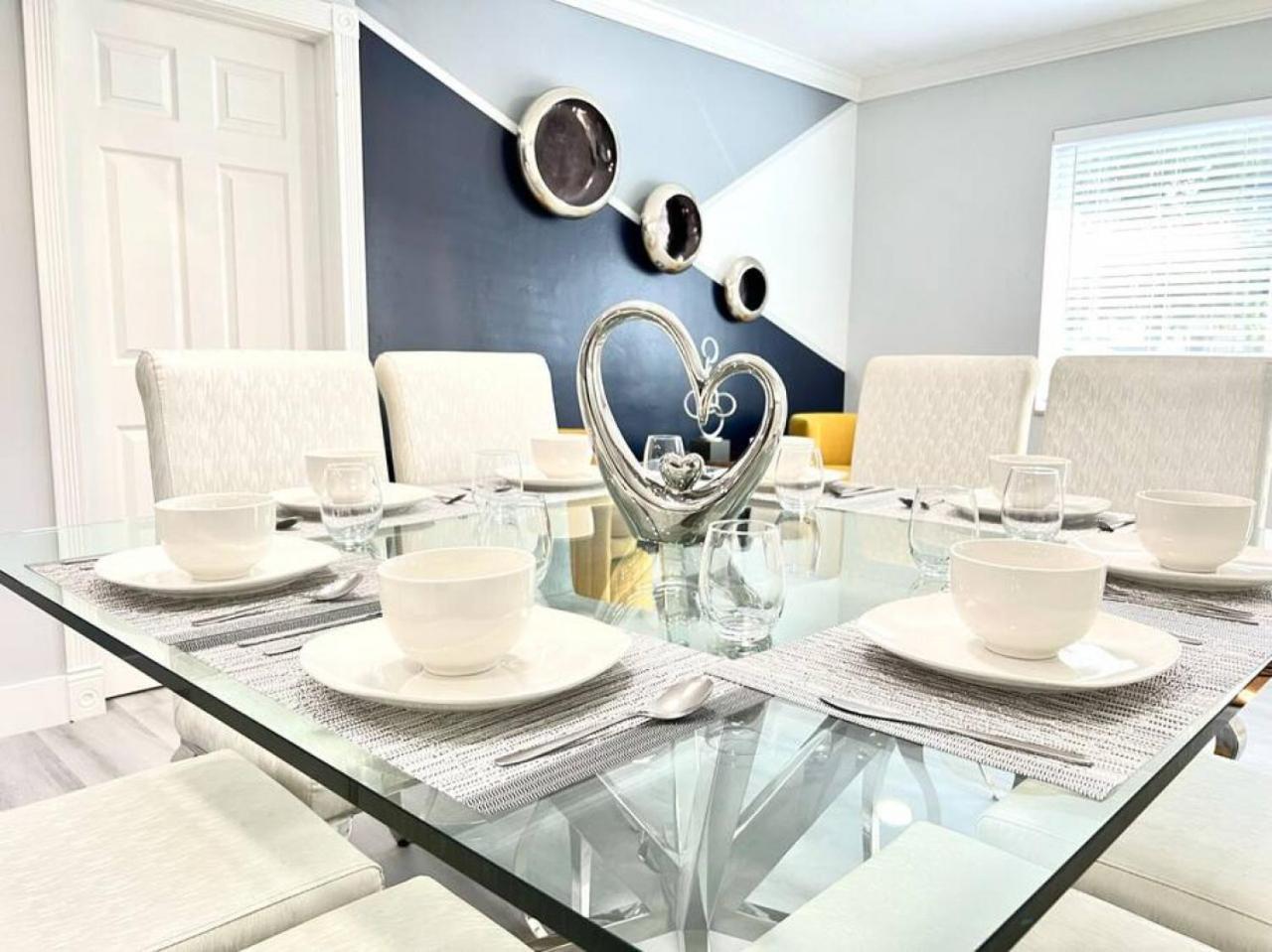 Fun Pool With Ping Pong Near Beaches And Airport Holiday home Fort Lauderdale
