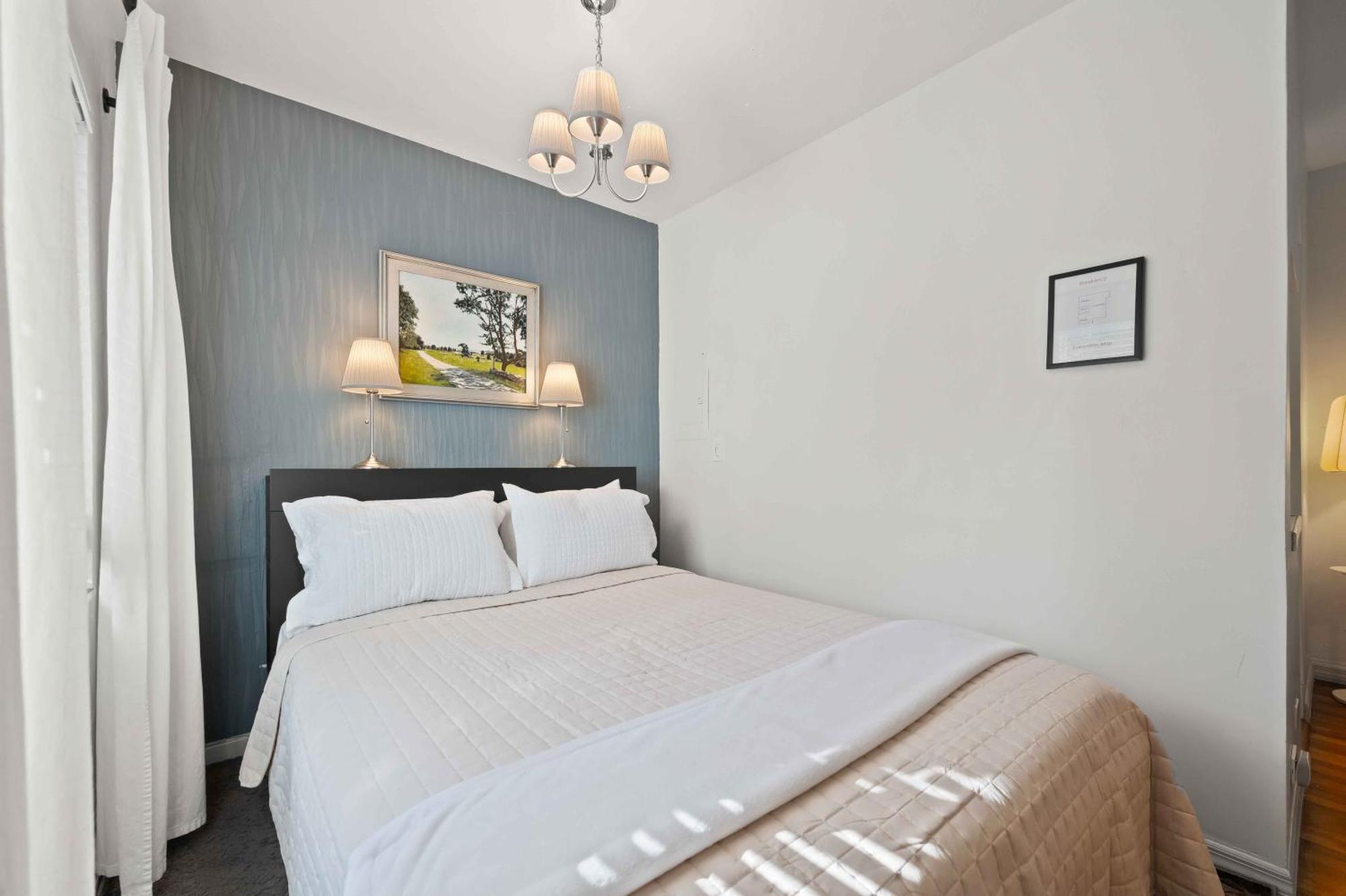 By The Lush Patio W Bbq Queen Bed Breakers Key Two H0mes Fort Lauderdale