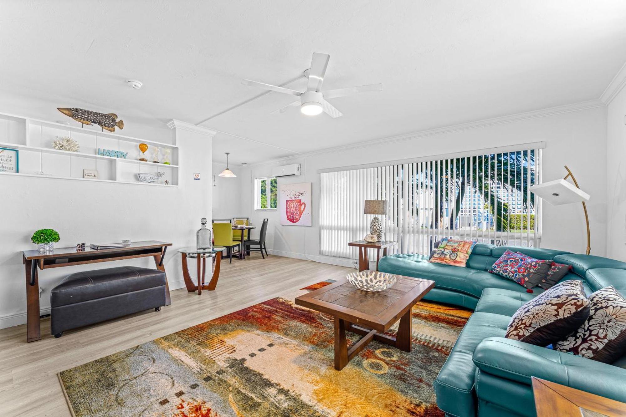 2-min Walk To The Beach! Sleeps 7 - Large 2br2ba #5 *