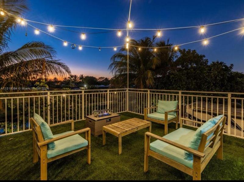 Hot Tub! Roof Top! Firepit! Boat Dock! Fort Lauderdale