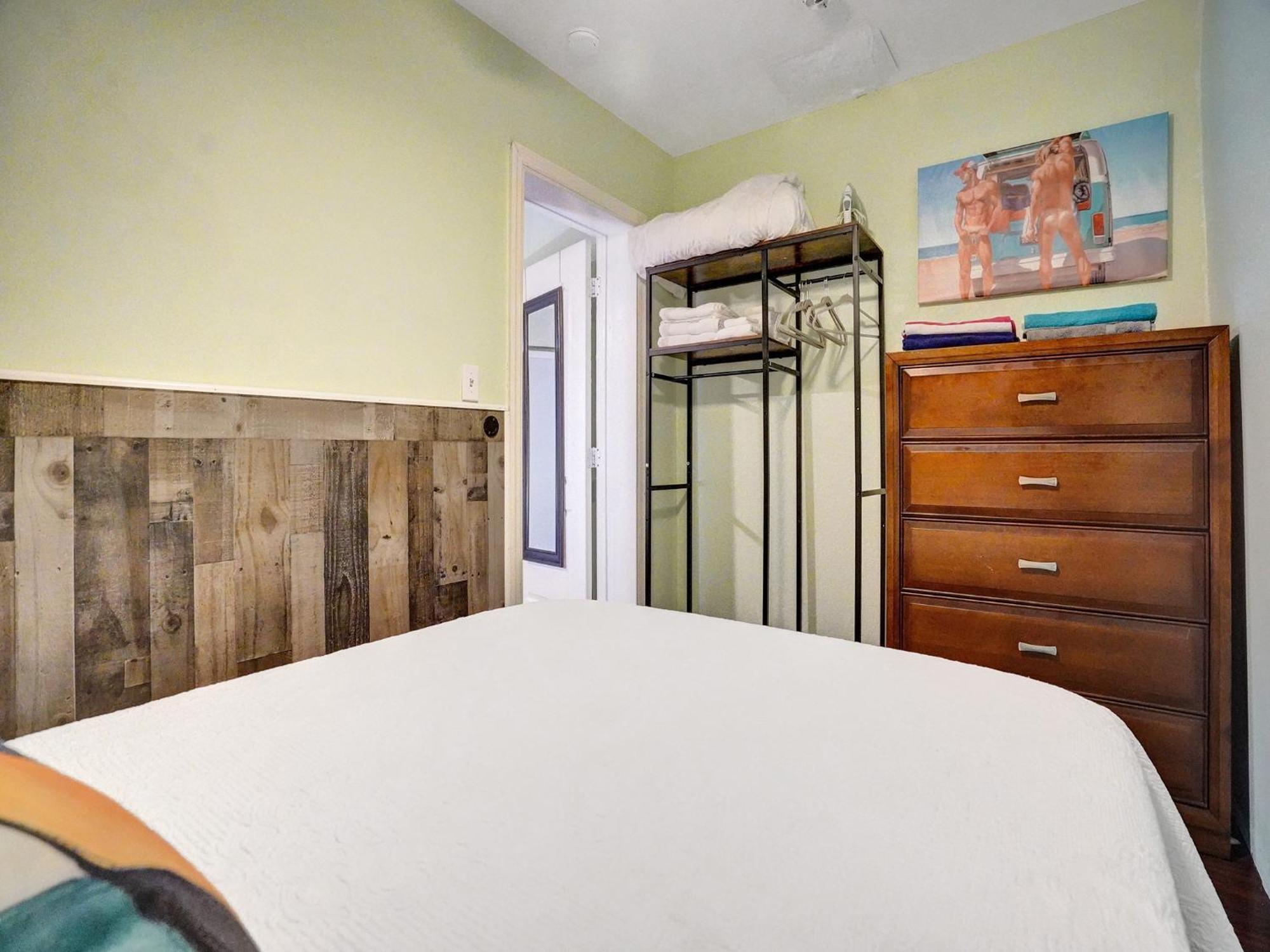 Gayclothing Optional Pool Retreat Men Only W Private Courtyard Fort Lauderdale