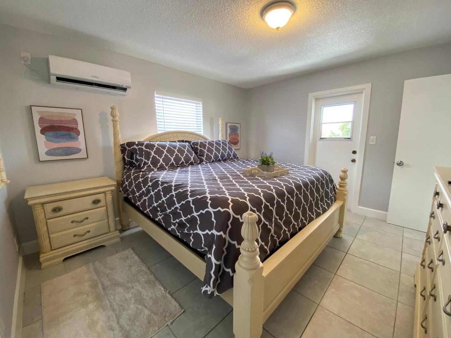 Bens Spacious Luxury Fort Lauderdale