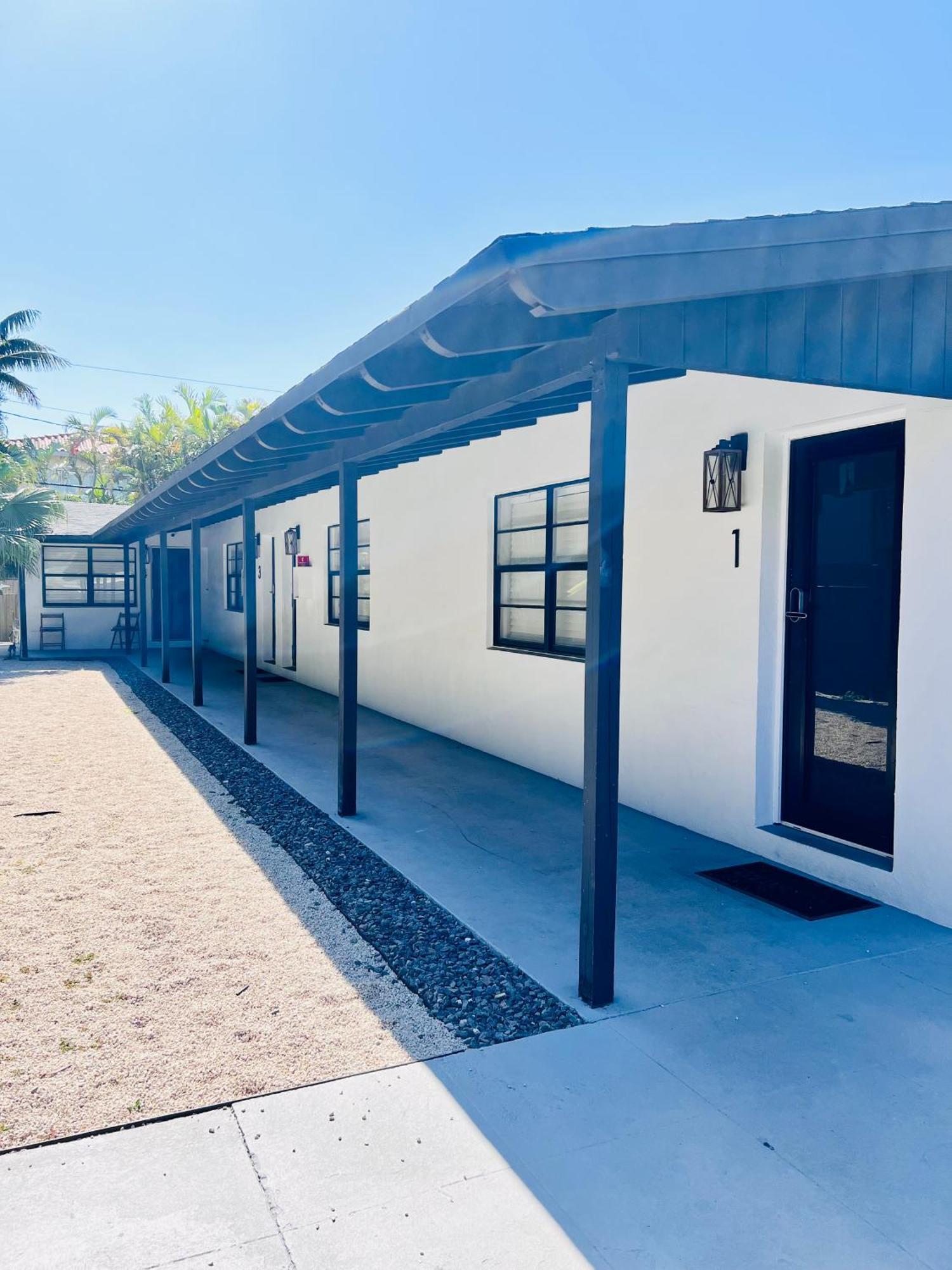 Cozy Place Minutes To Lauderdale With Pool Apartment