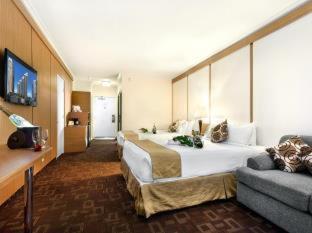 Royal Palace 3*