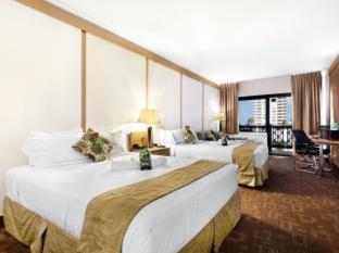 Royal Palace 3*