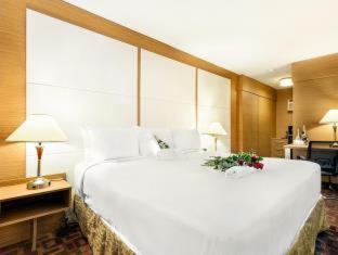 Royal Palace Fort Lauderdale