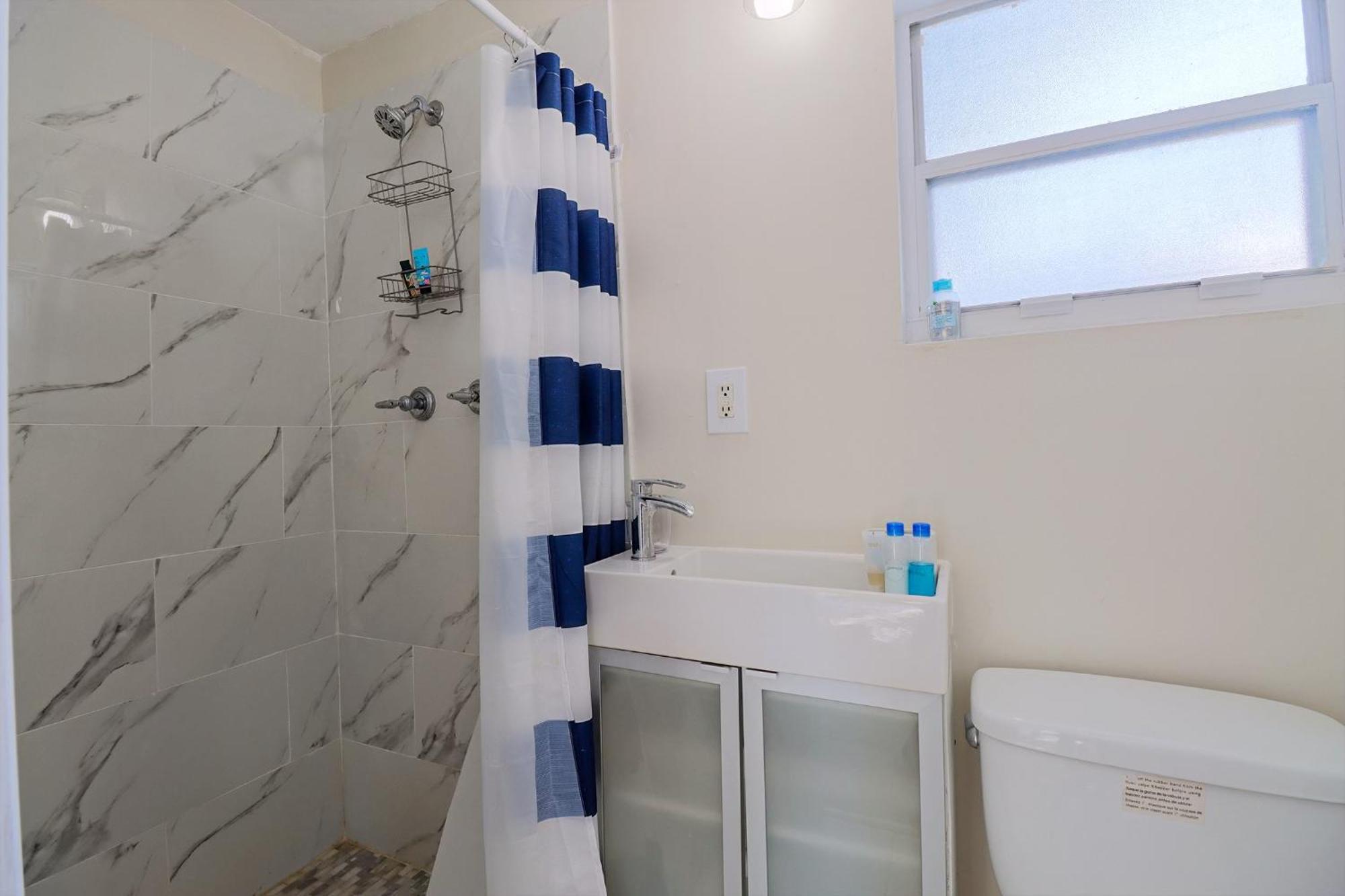 Charming With Pool Close To The Beach. *