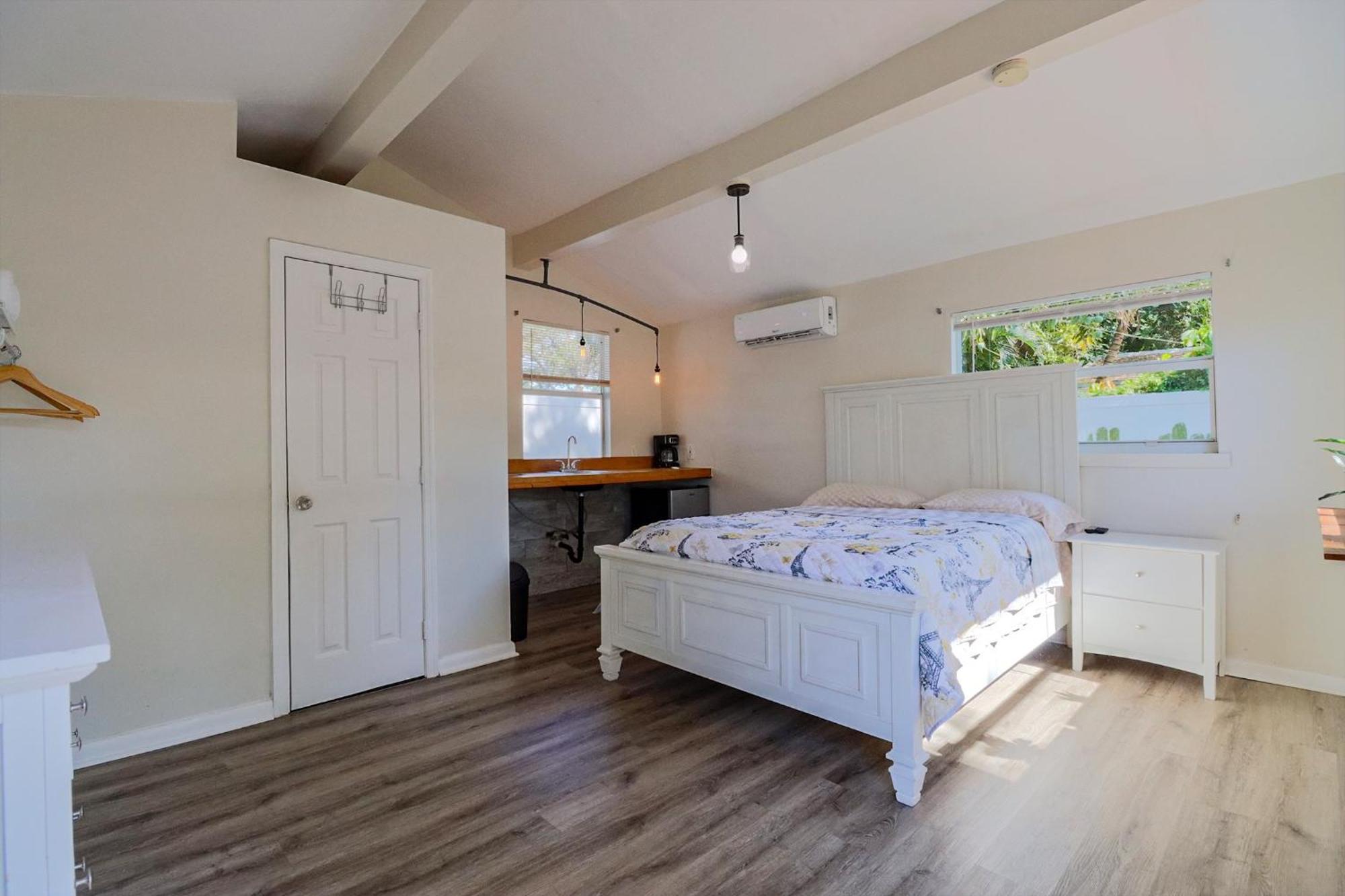 Charming With Pool Close To The Beach. Holiday home *
