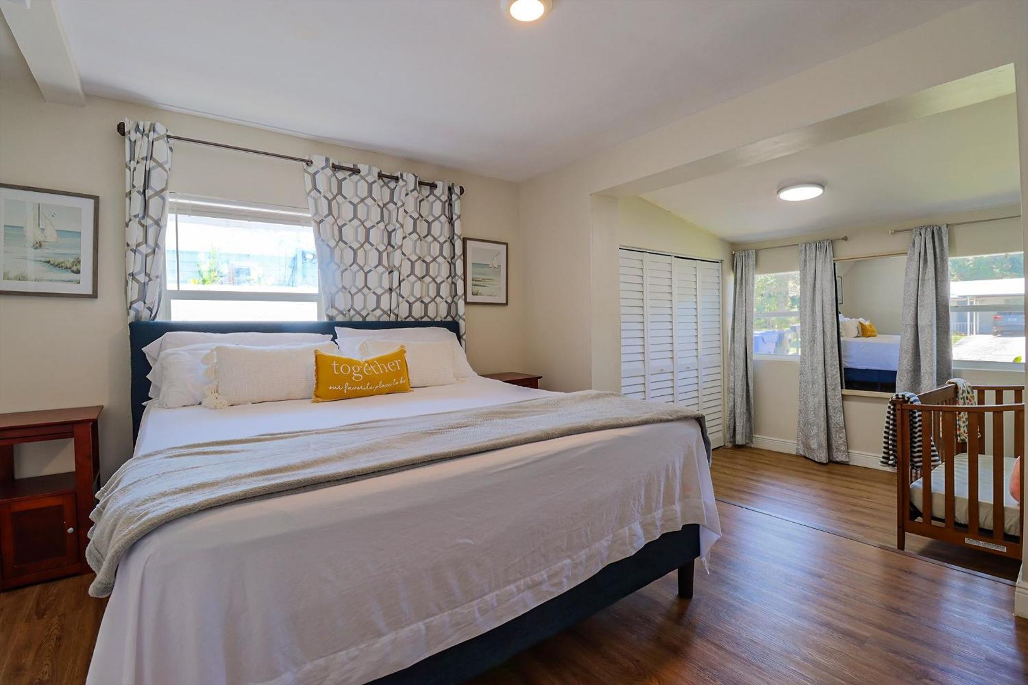 Holiday home Charming With Pool Close To The Beach.