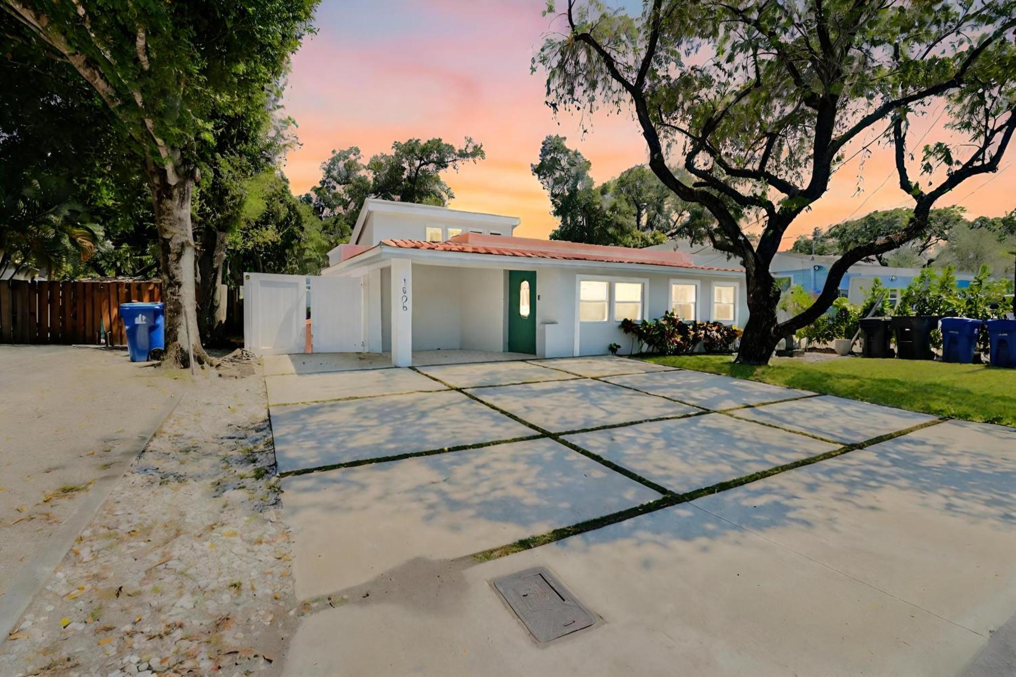 Charming With Pool Close To The Beach. * Fort Lauderdale
