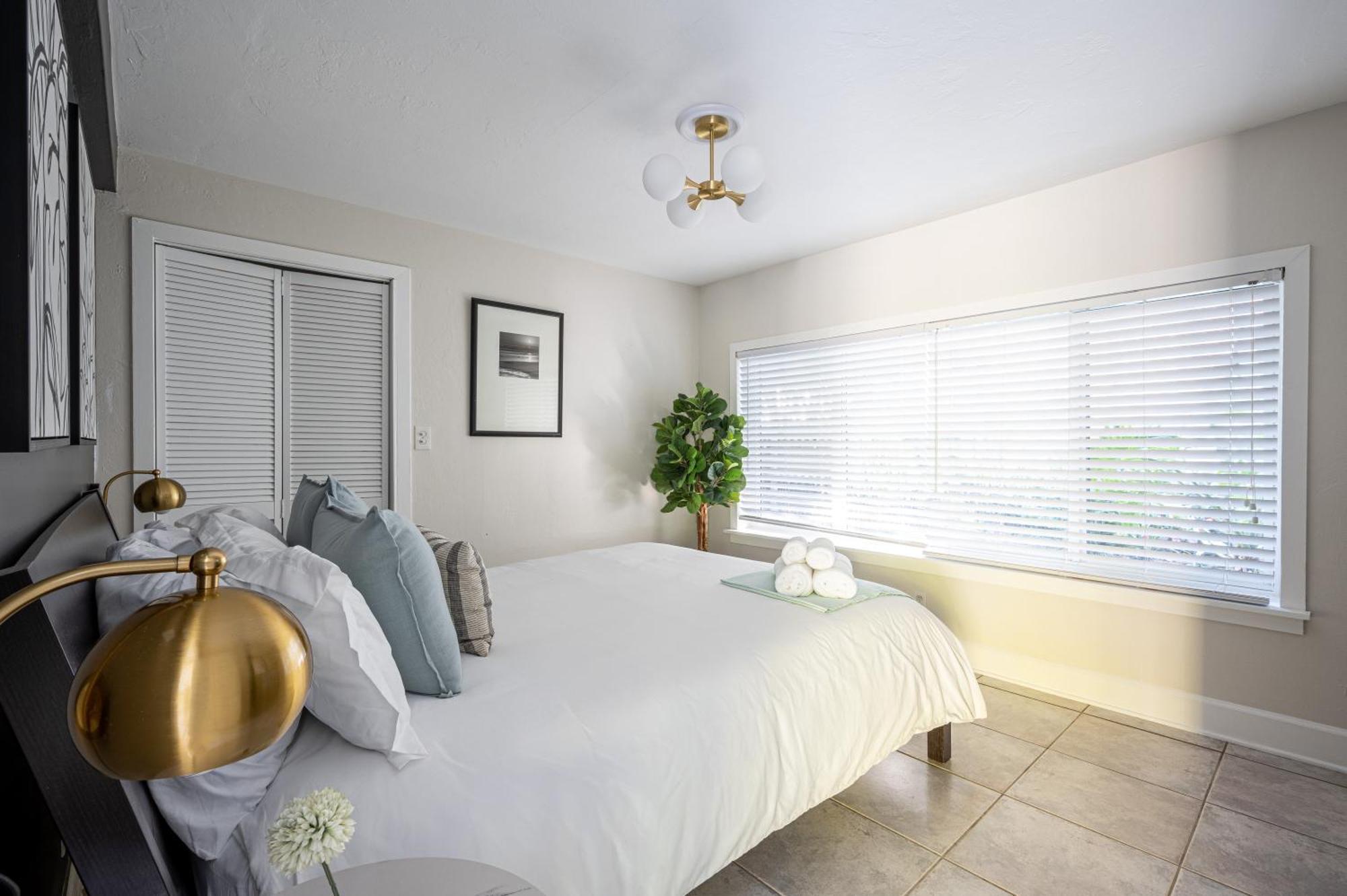 Apartment Bright: Tropical Retreat - Ridge - East Sunrise Blvd Fort Lauderdale