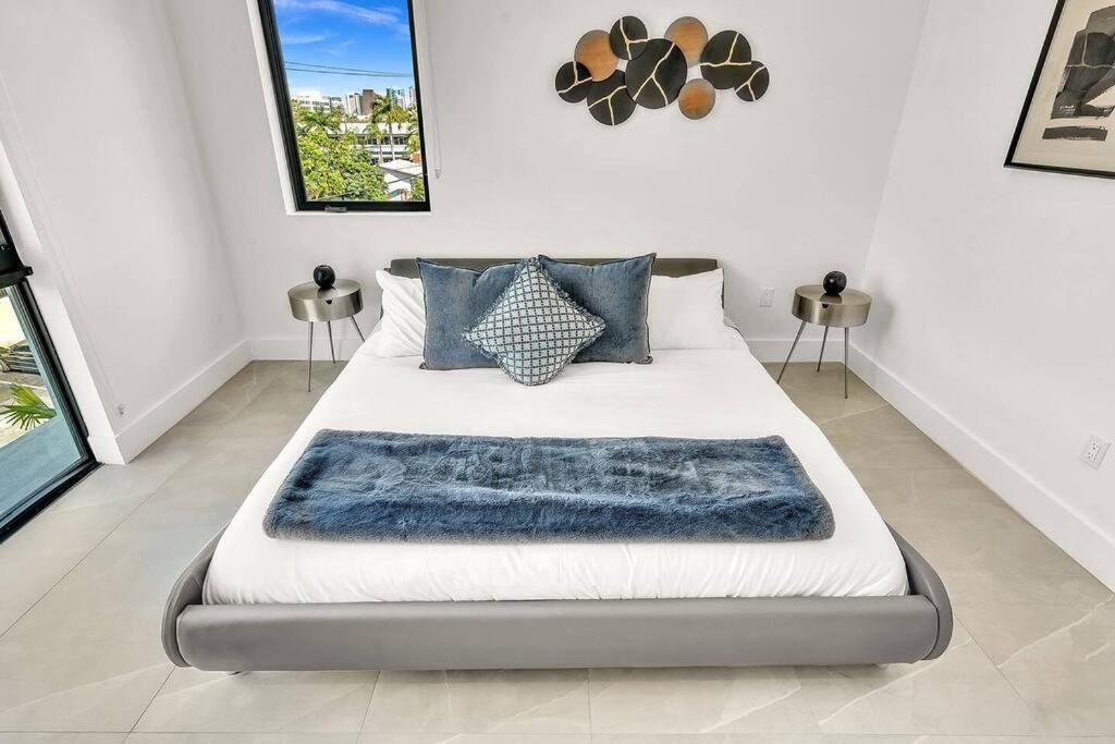 Stylish Ft Lauderdale Getaway Pool Gym Near *