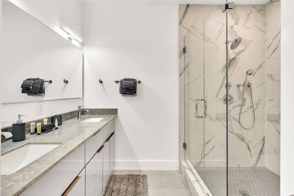 Stylish Ft Lauderdale Getaway Pool Gym Near Apartment Fort Lauderdale