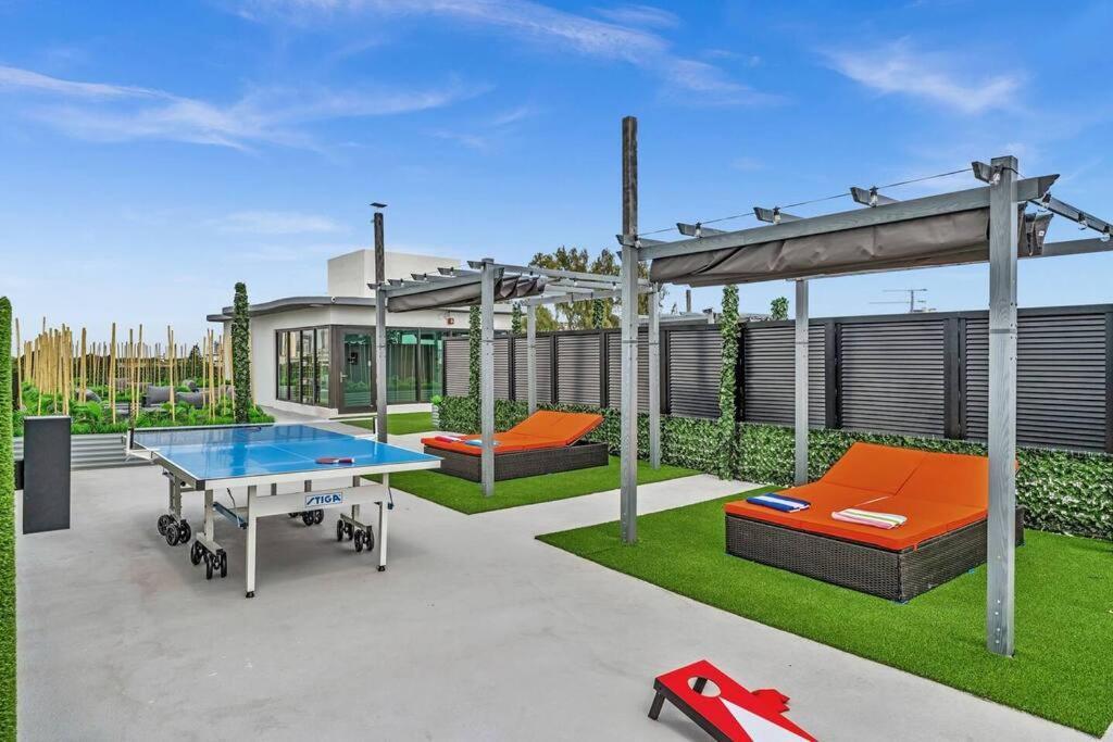 Stylish Ft Lauderdale Getaway Pool Gym Near Apartment