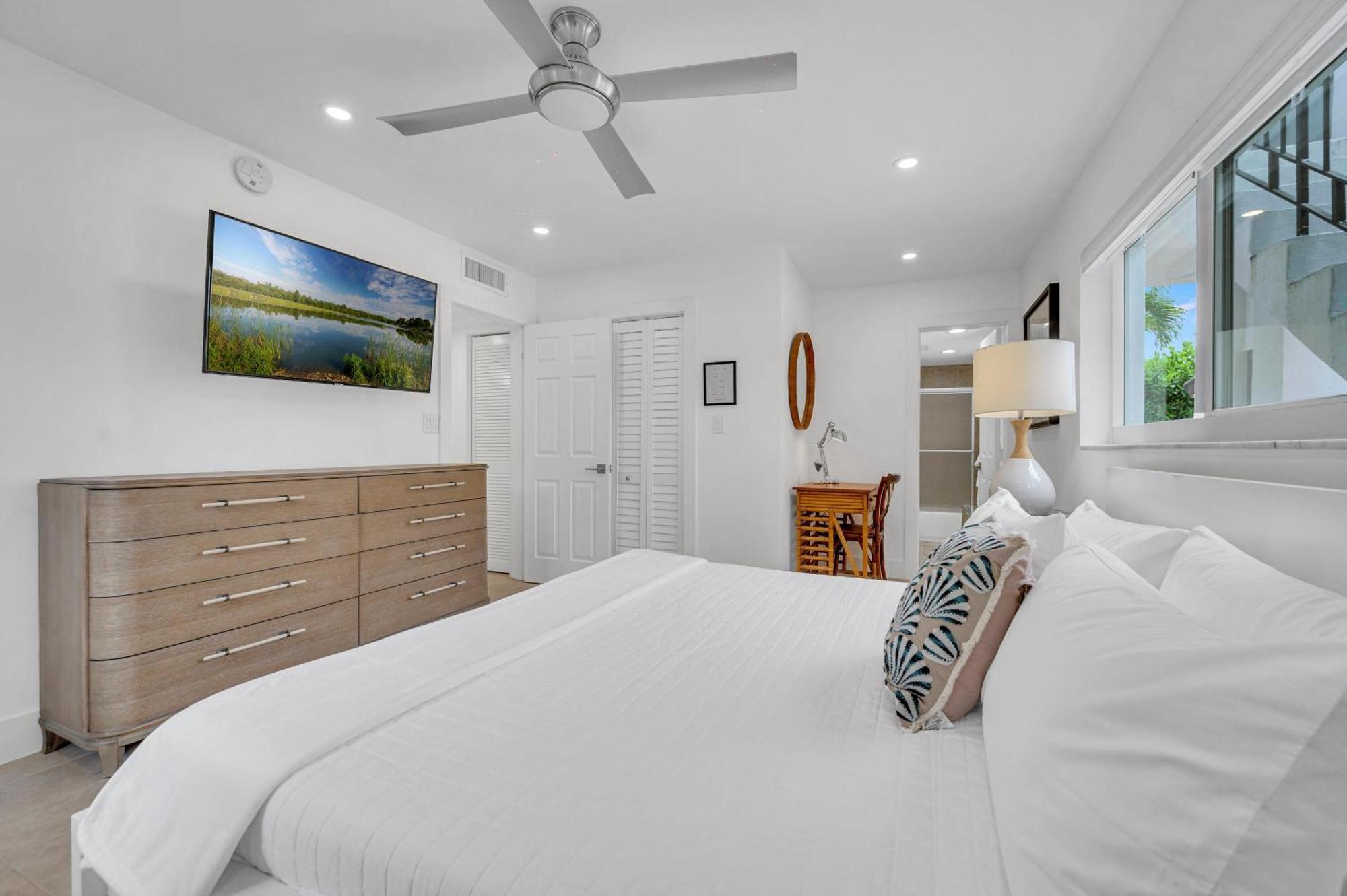 By Waterfront Key Three * Fort Lauderdale