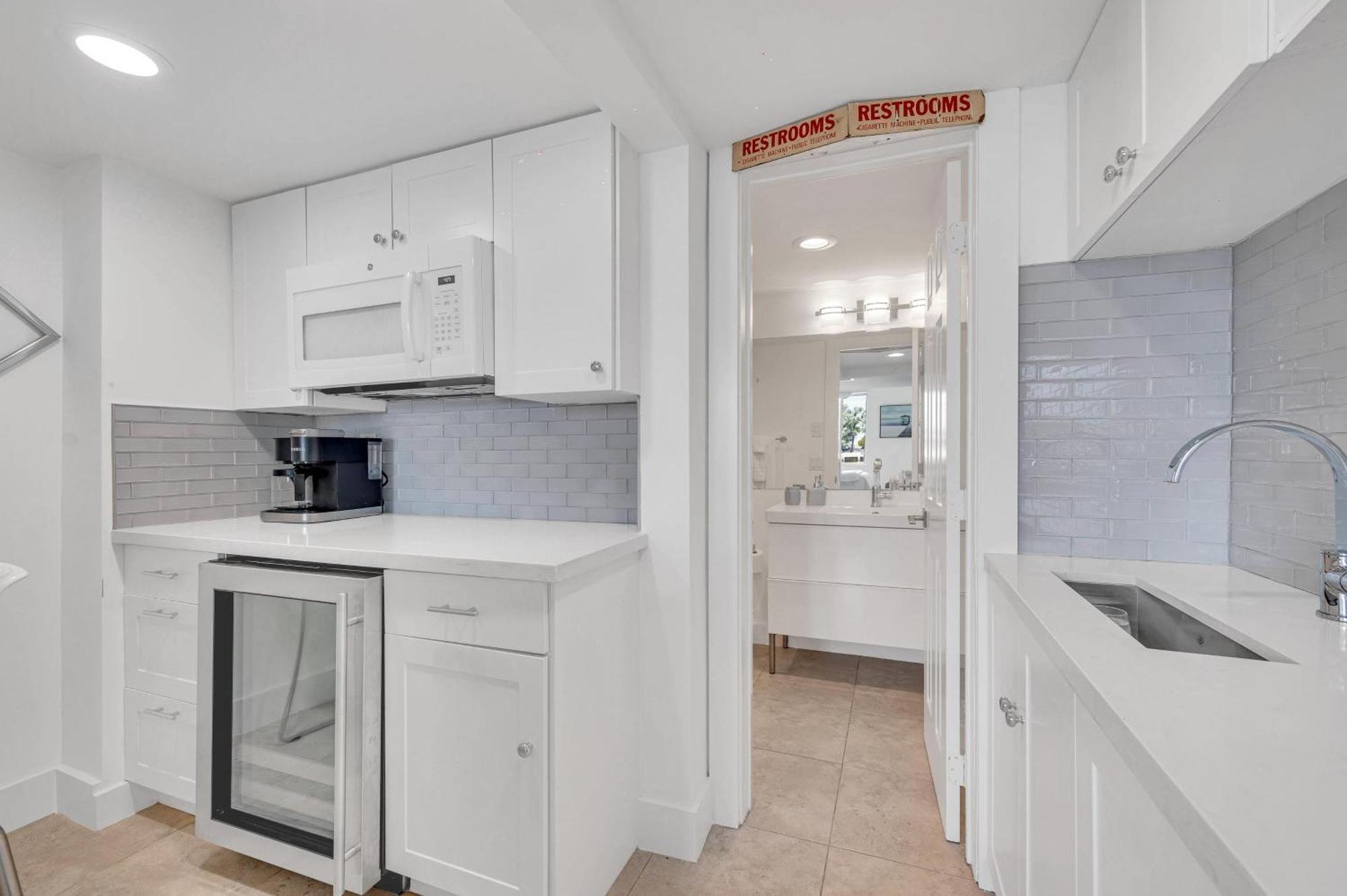 Apartment By Waterfront Key Two *