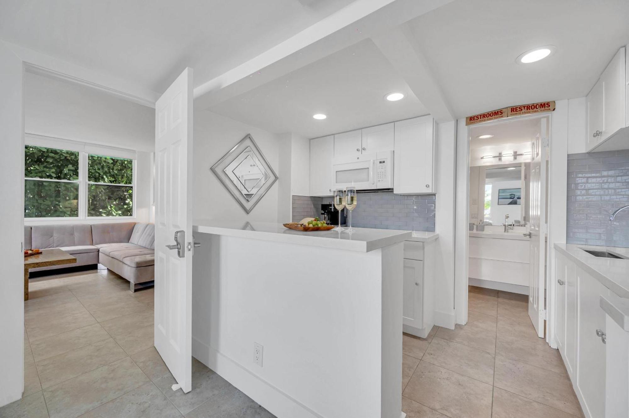 Apartment By Waterfront Key Two *