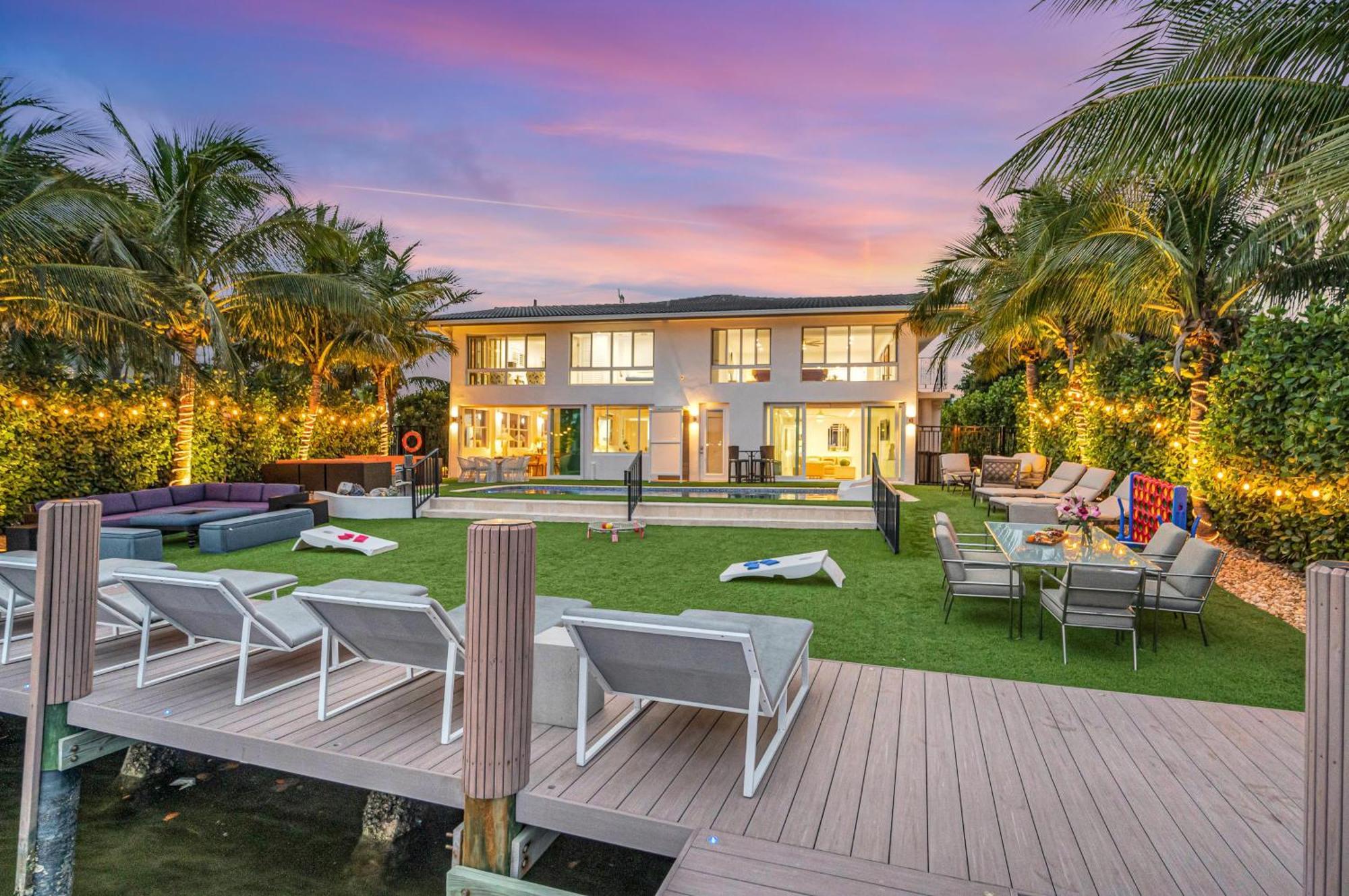 Apartment By Waterfront Key Two *