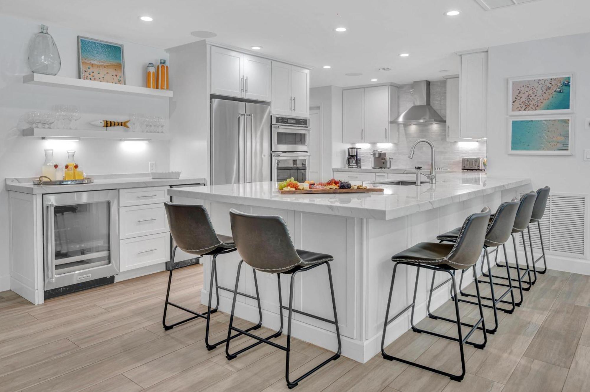 Coastal Style Haven Proximity Heated Pool Tranquility Manatee Ranch Key Resldences Holiday home Fort Lauderdale