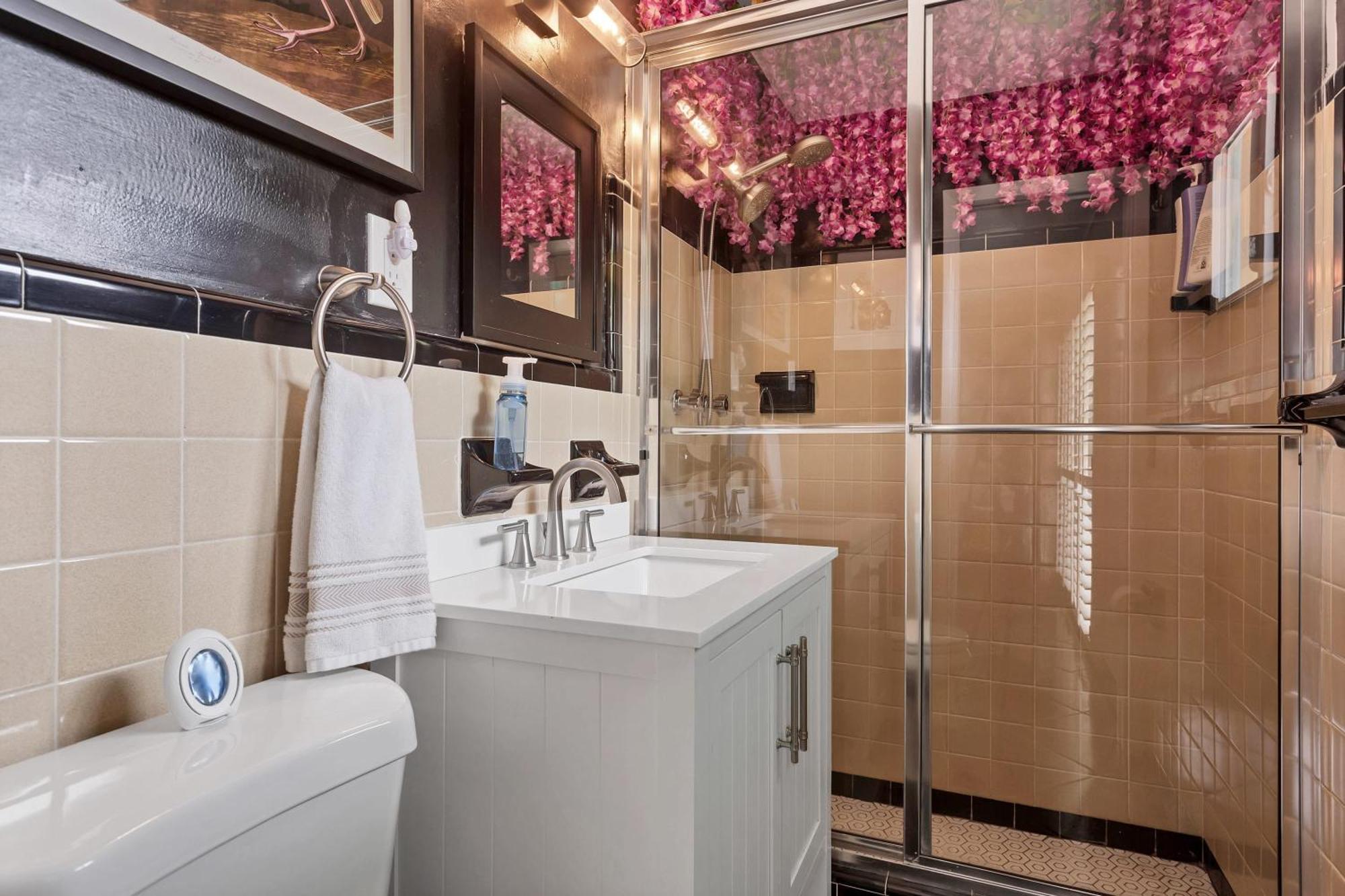 5 Minute Walk To Wilton Drive * Fort Lauderdale
