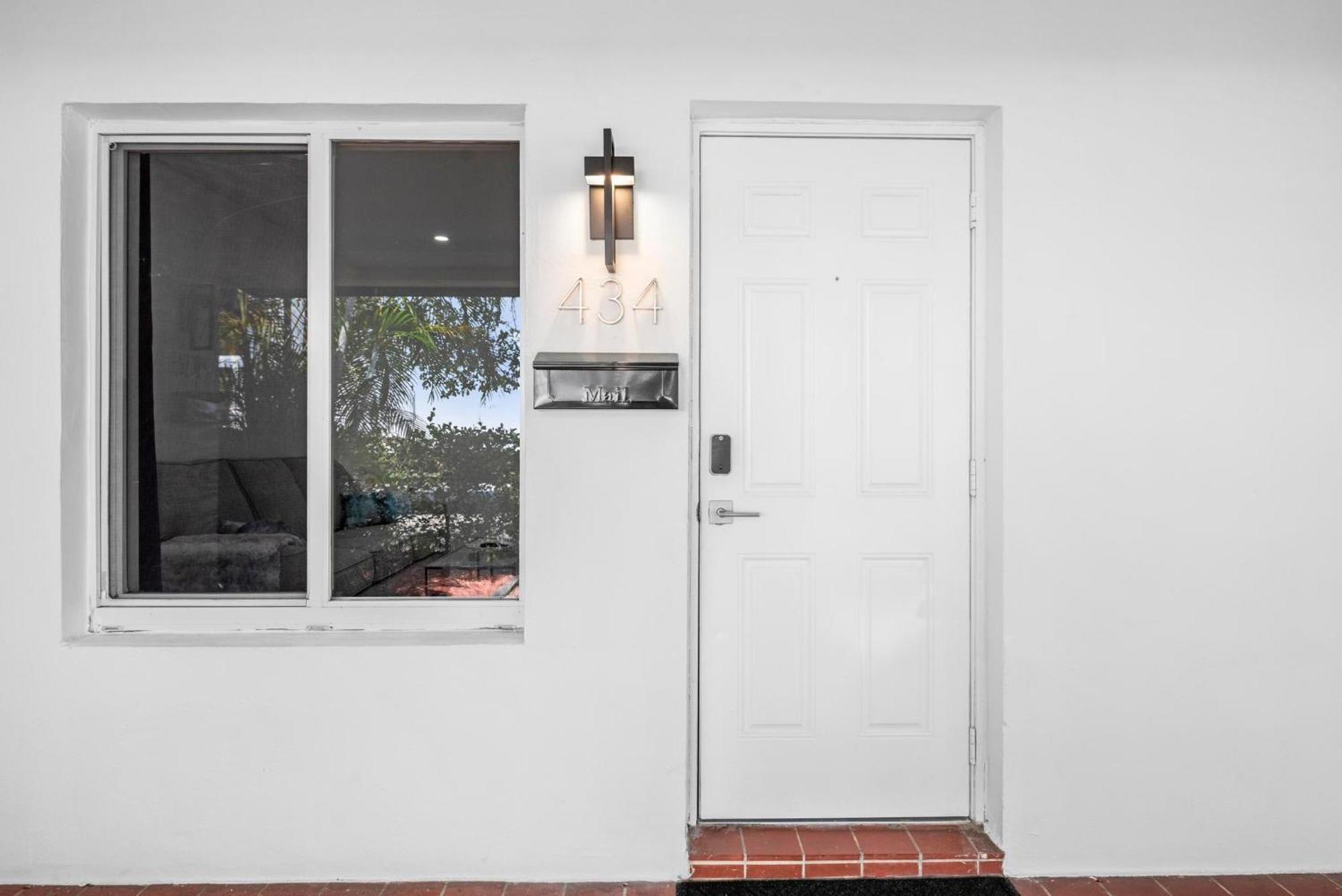 Hyperion - Remodeled 1b Oasis In Ft Lauderdale Apartment