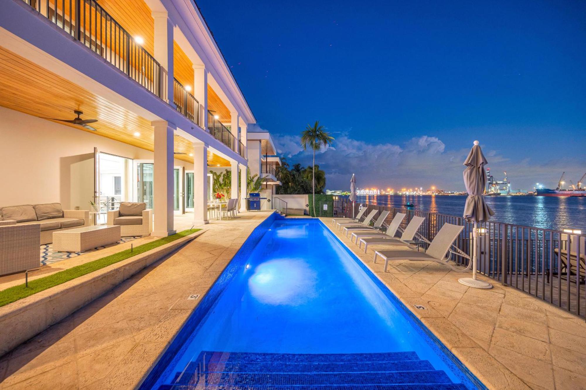 Mega Yacht Views Private Heated Pool Harbor Inlet Area Harbourview Key Vlllas * Fort Lauderdale