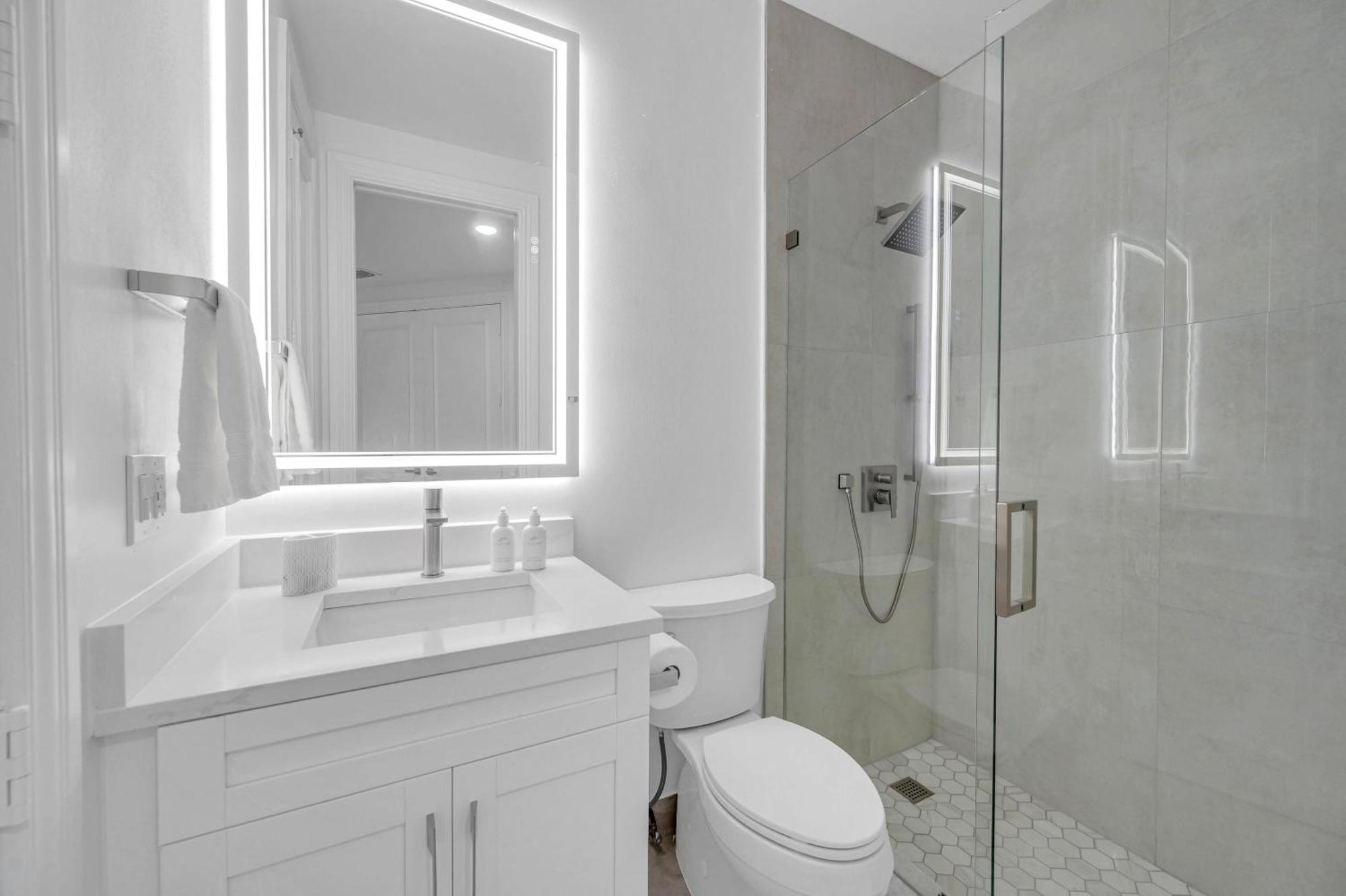 Mediterranean Venice Of America Riverside View Access Fiesta Key Vlllas Villa Fort Lauderdale
