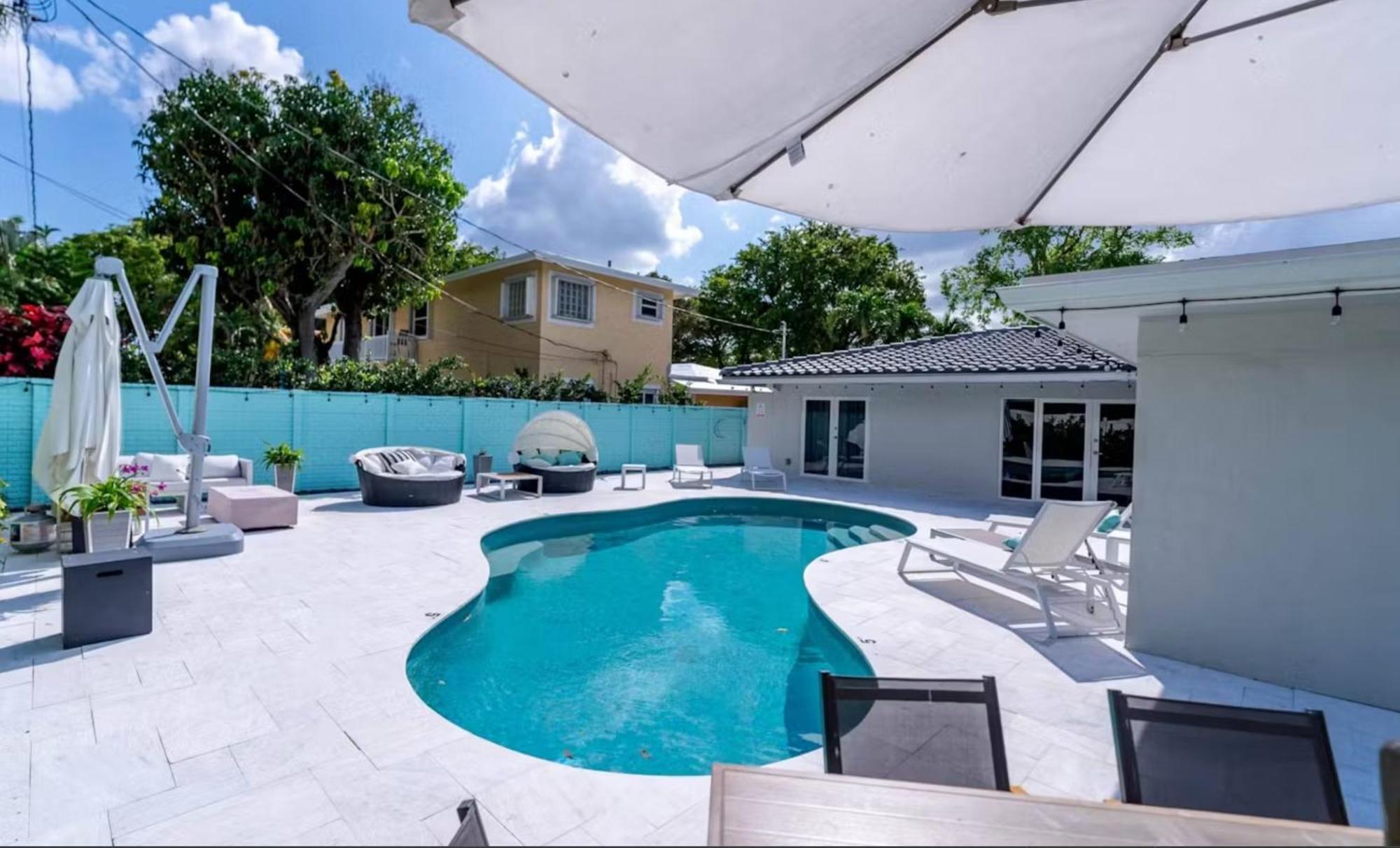 Gorgeous Renovated Pool Villa, 3 Min Walk To Ocean, Eucalypta