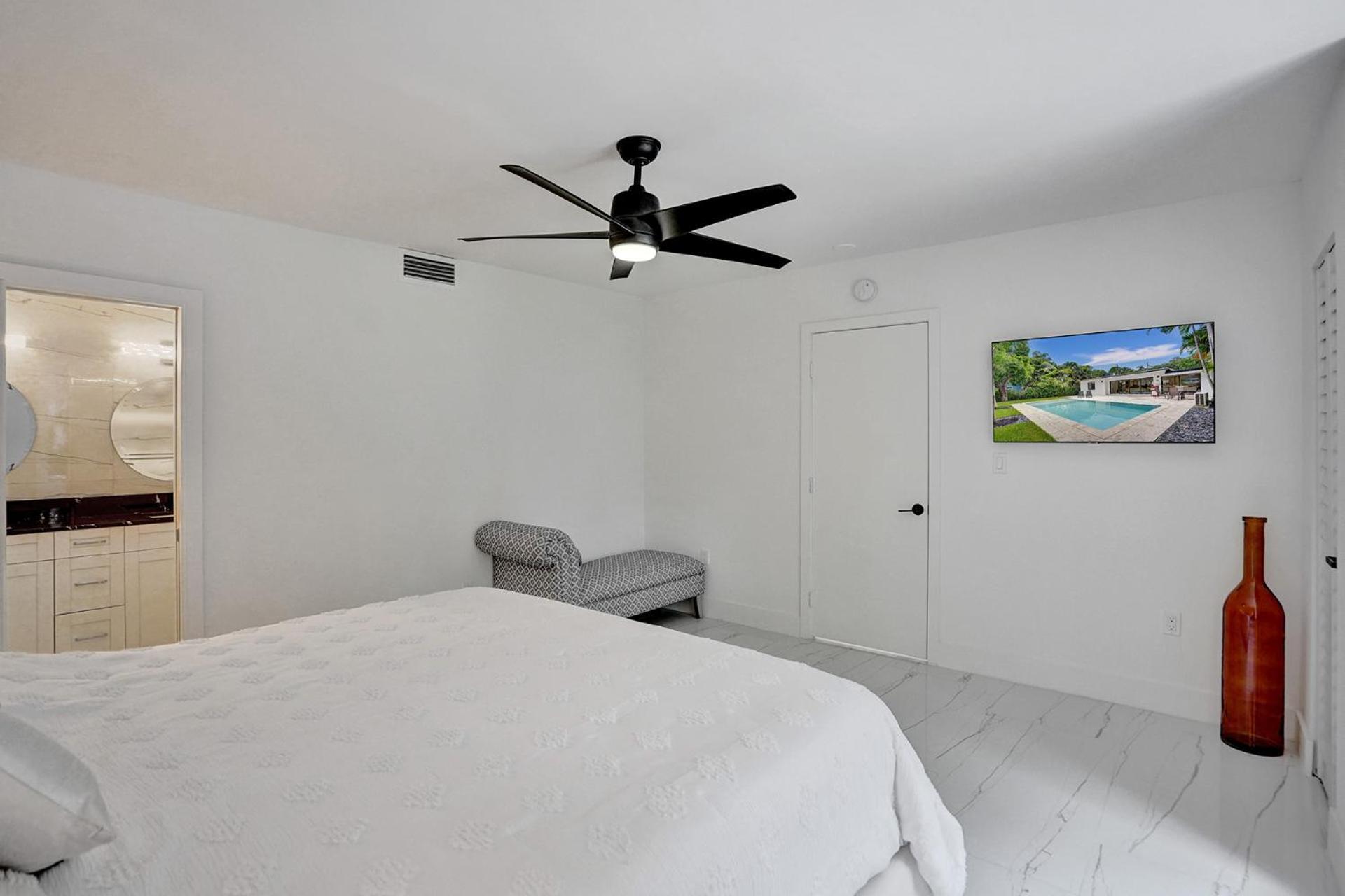 Hibiscus House Fort Lauderdale