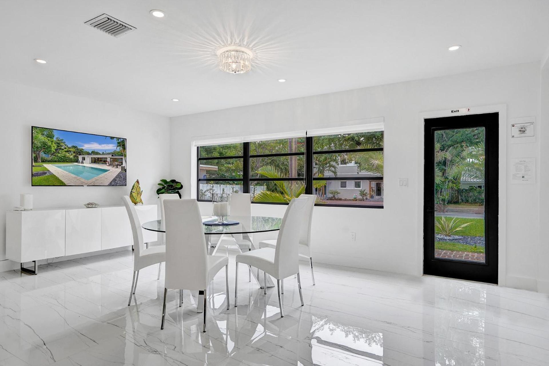 Hibiscus House Fort Lauderdale
